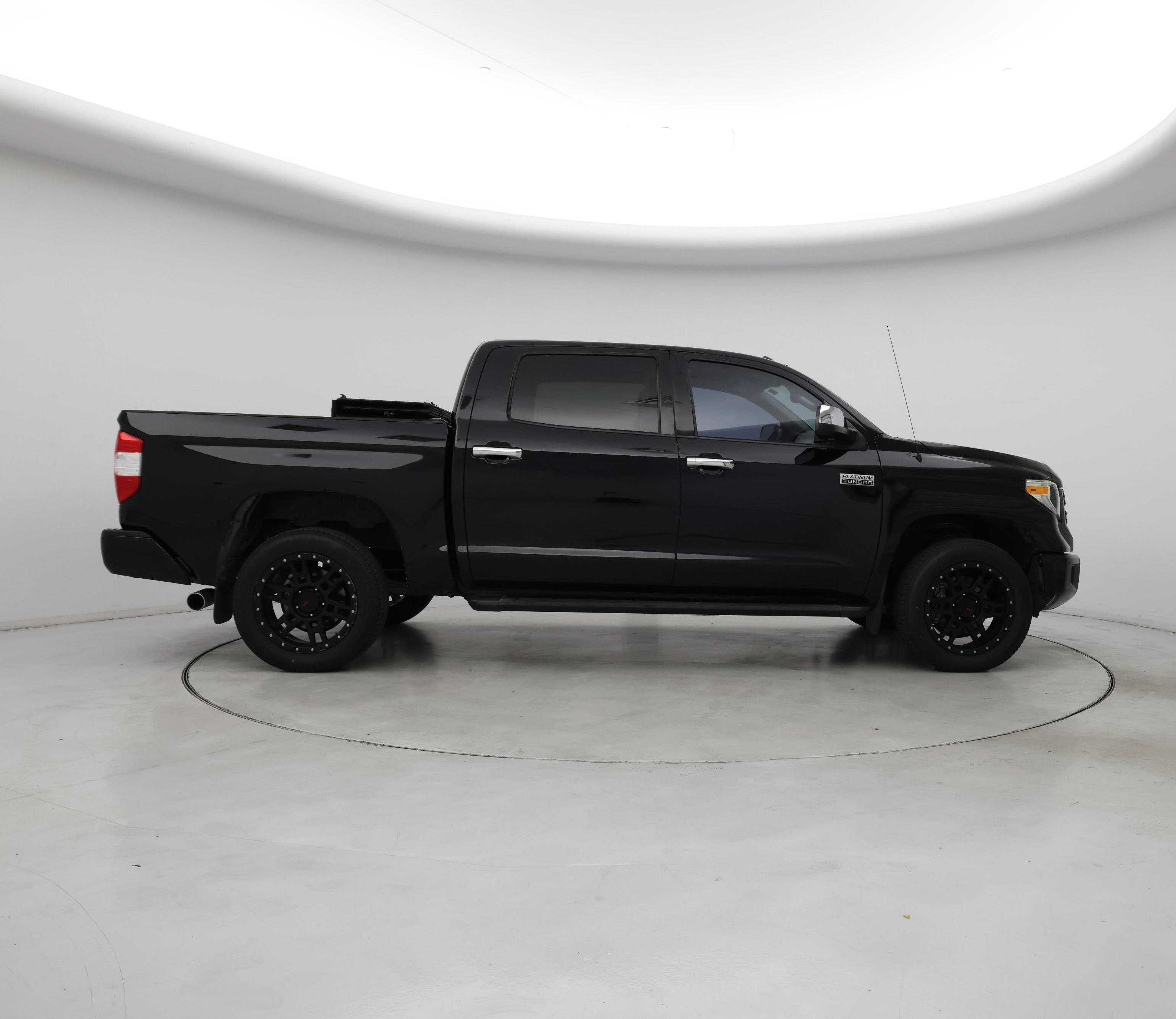 Thumbnail: 2019 Toyota Tundra - 7