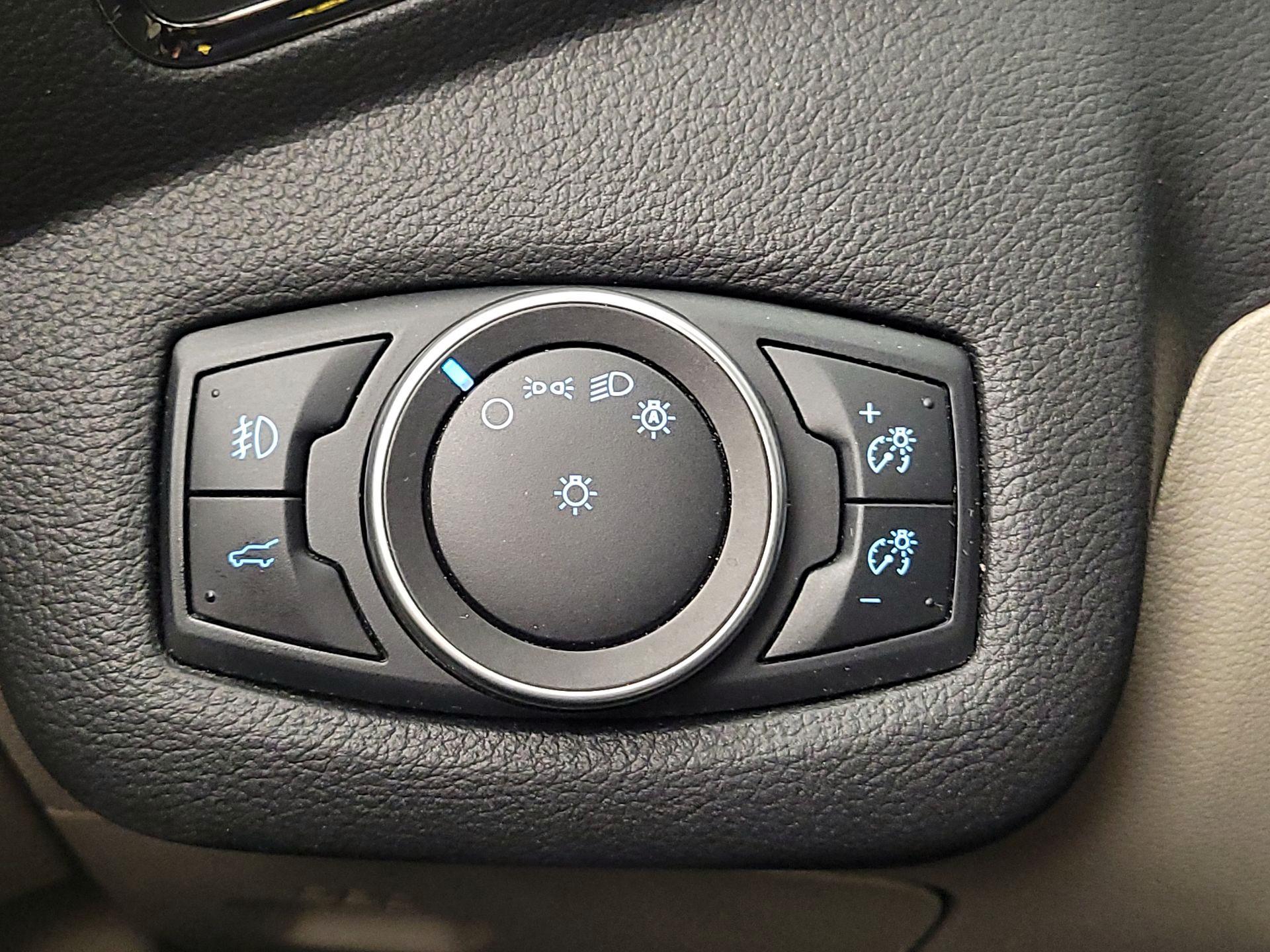 Thumbnail: 2018 Ford Escape - 13