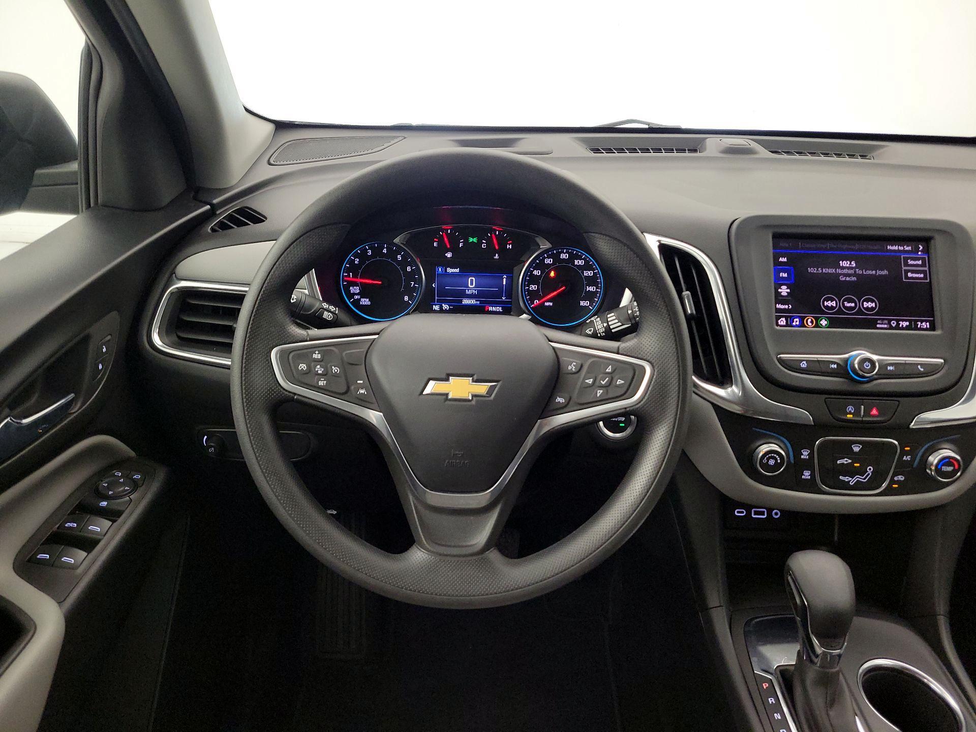 Thumbnail: 2022 Chevrolet Equinox - 10