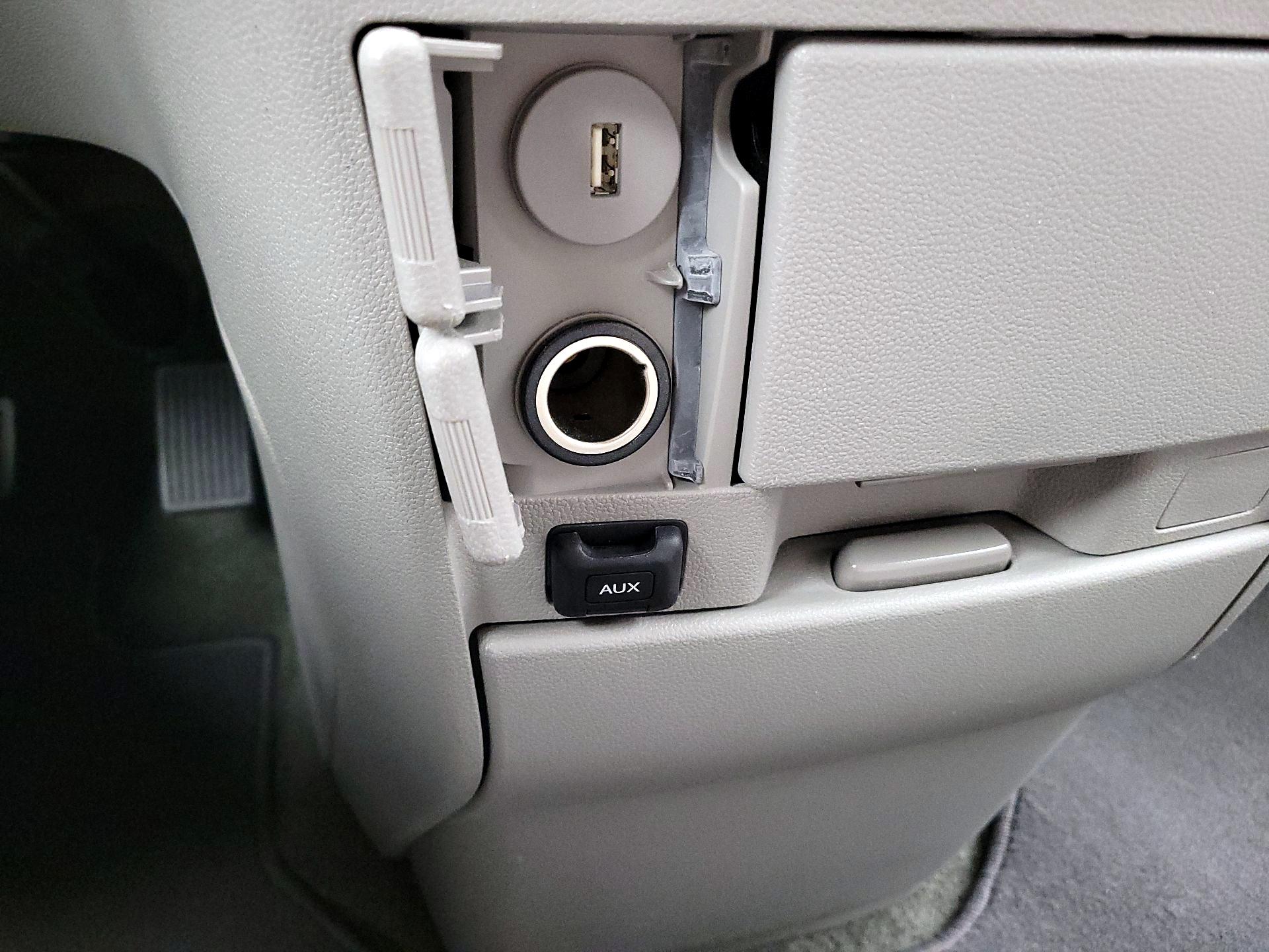 Thumbnail: 2014 Honda Odyssey - 18