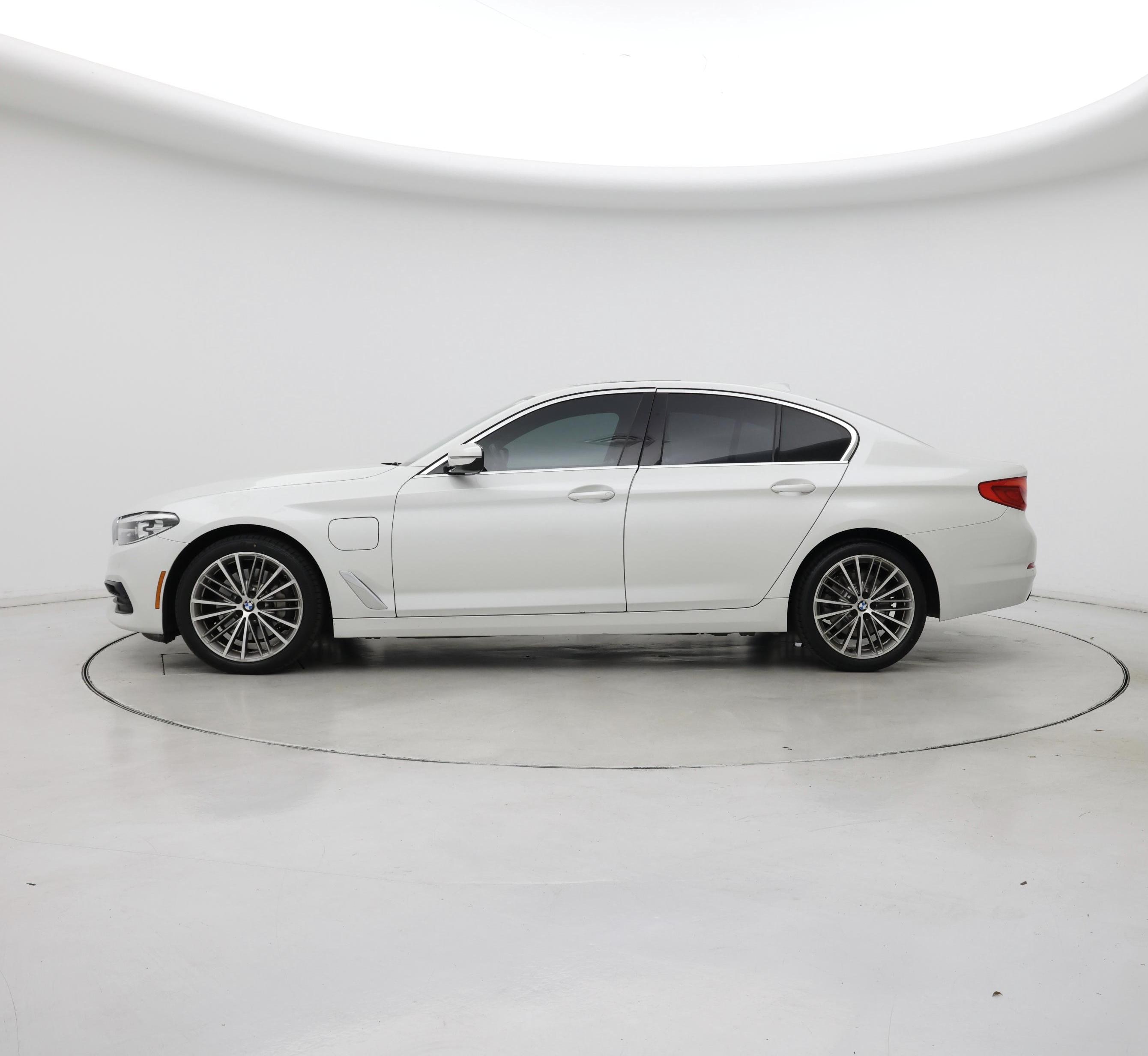 Thumbnail: 2020 BMW 5 Series - 3