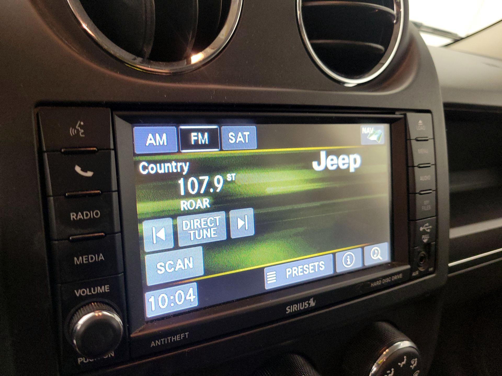 Thumbnail: 2015 Jeep Patriot - 13