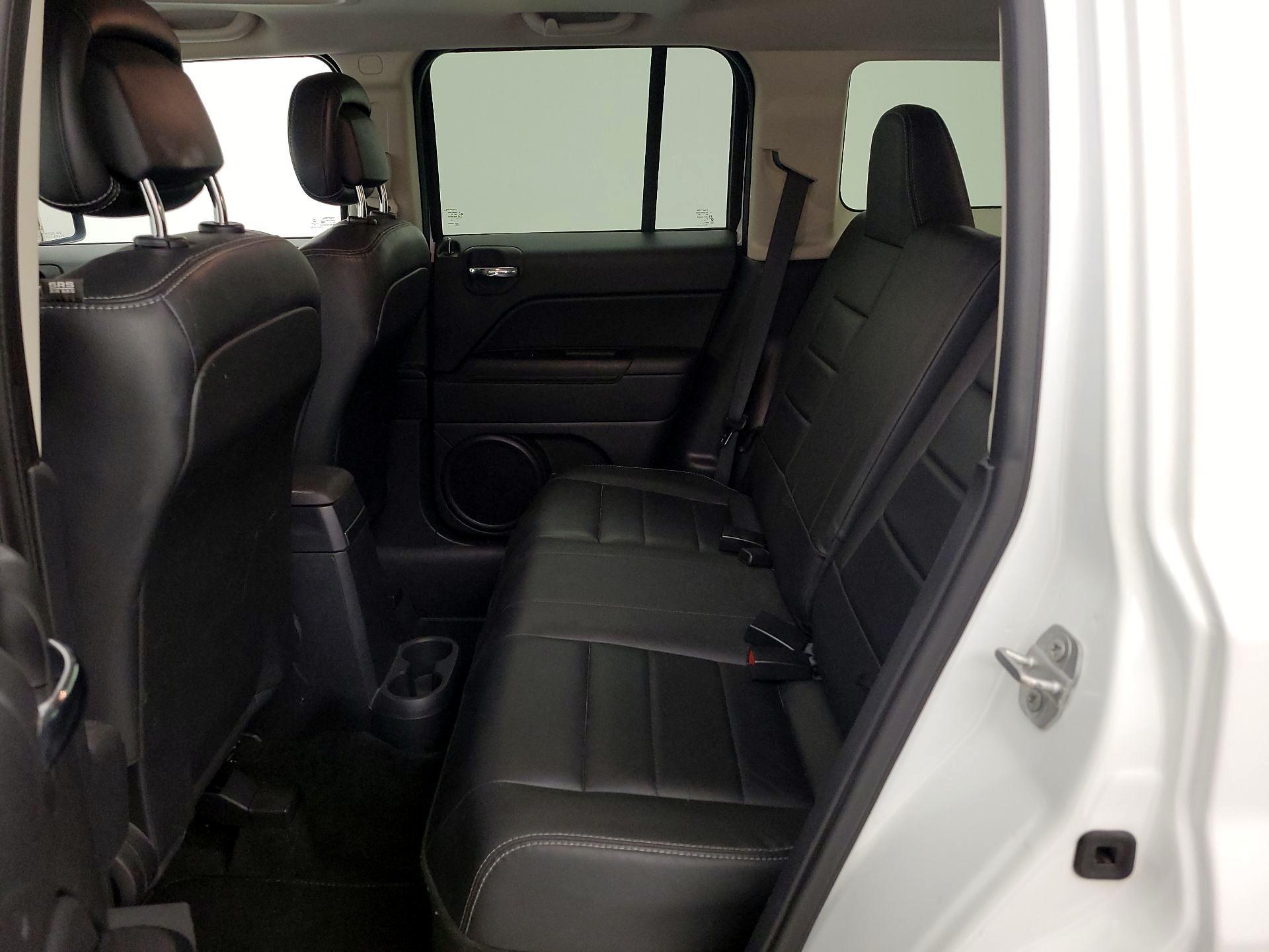 Thumbnail: 2015 Jeep Patriot - 17