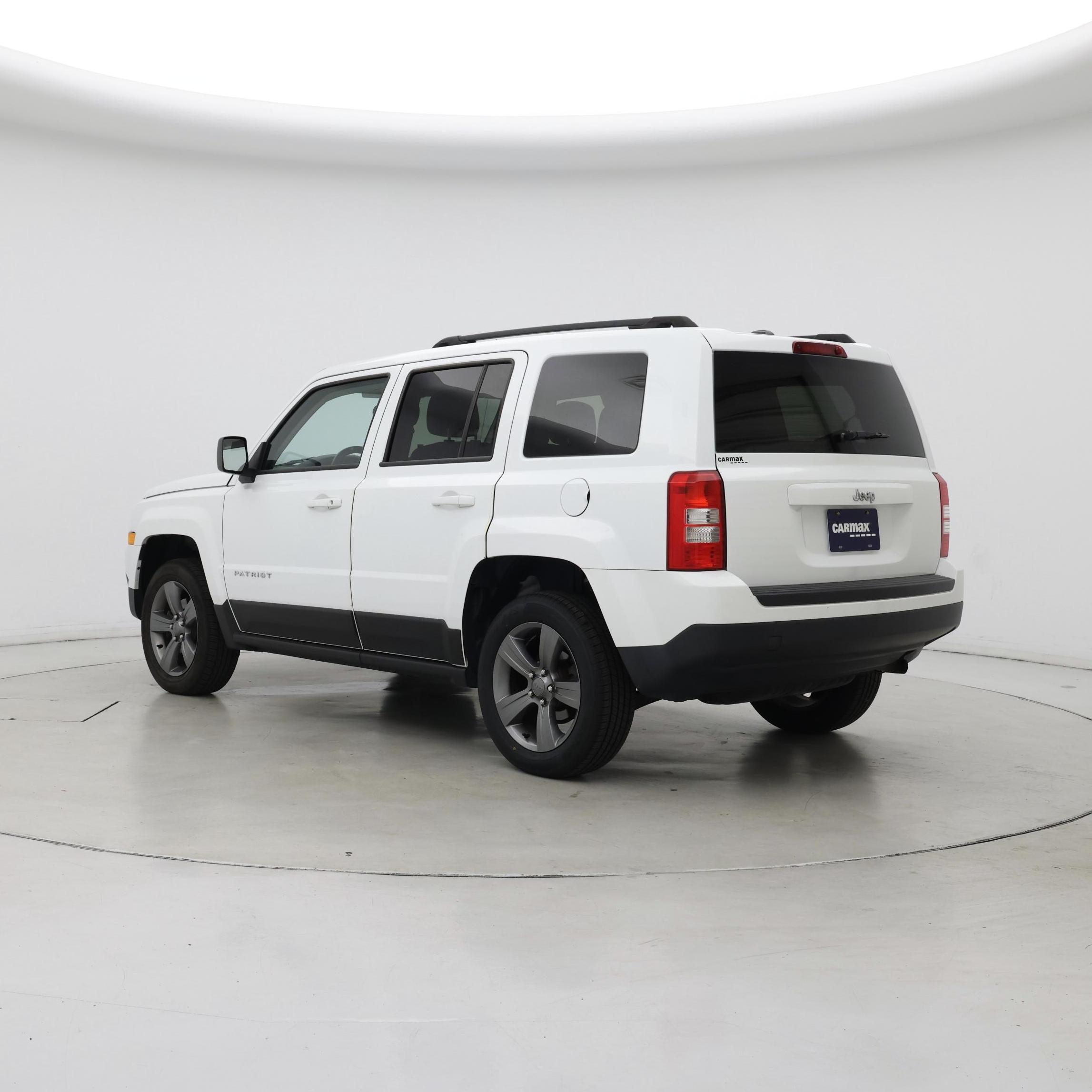 Thumbnail: 2015 Jeep Patriot - 2