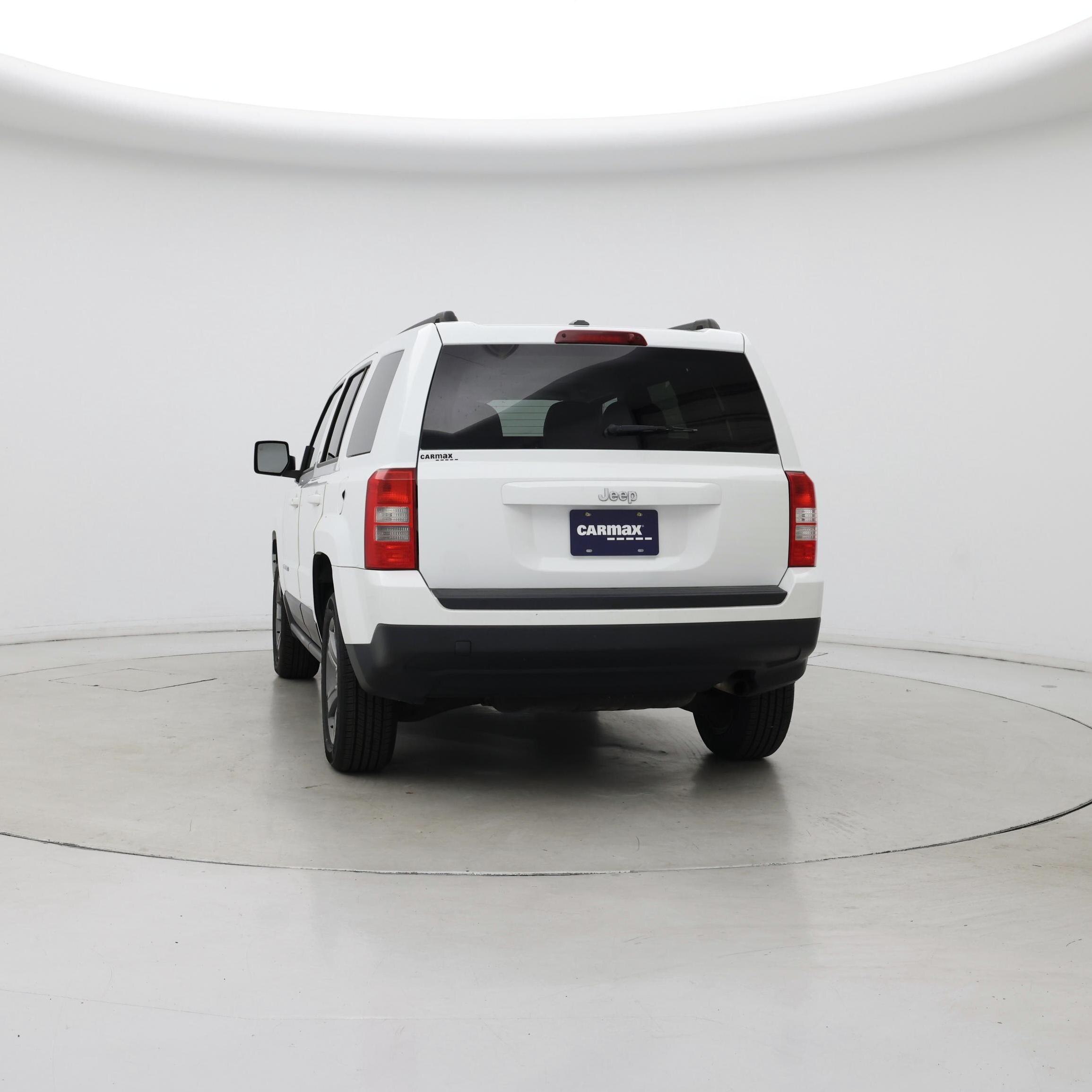 Thumbnail: 2015 Jeep Patriot - 6