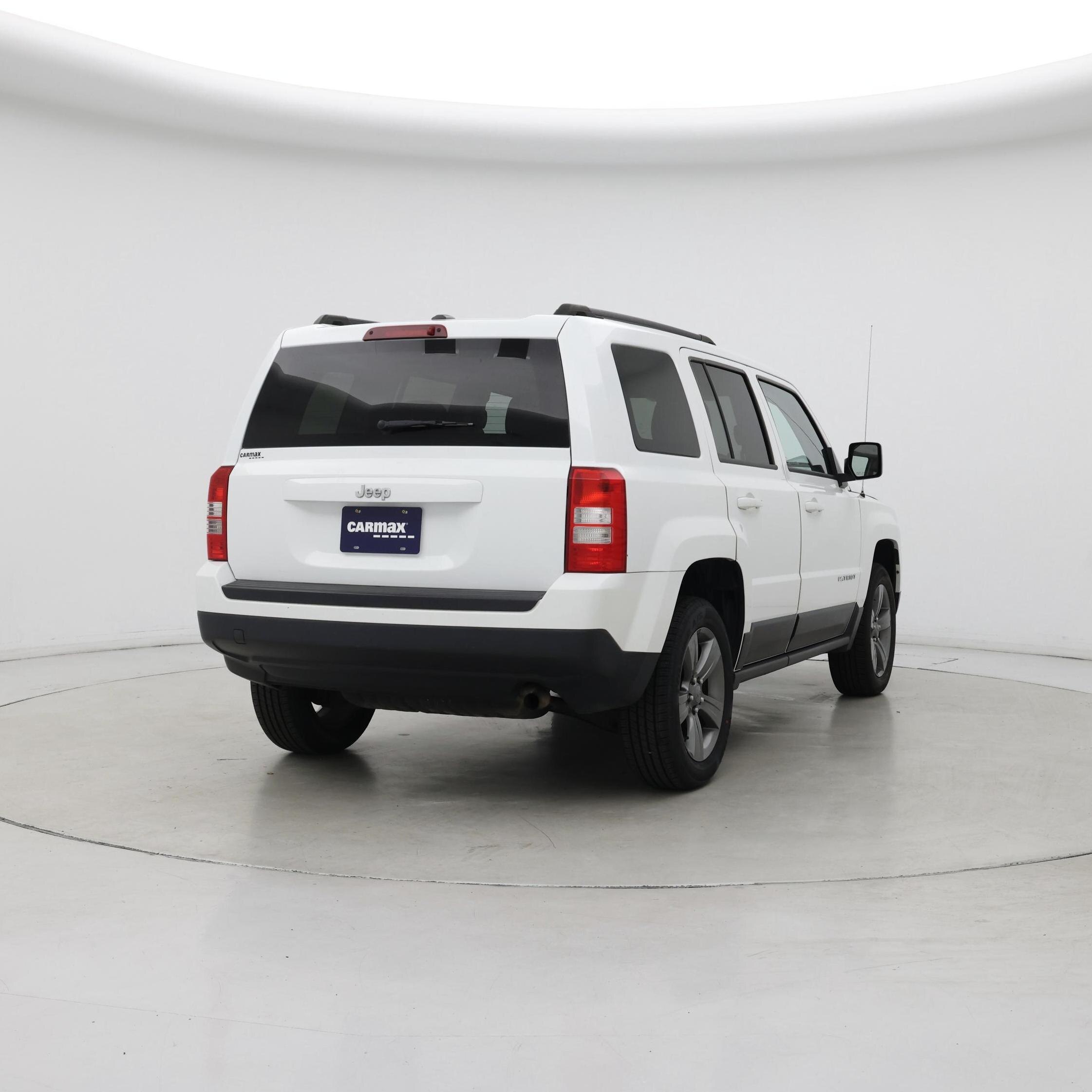 Thumbnail: 2015 Jeep Patriot - 8