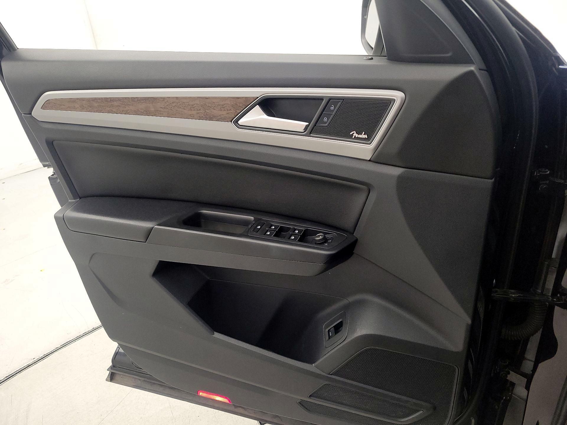 Thumbnail: 2018 Volkswagen Atlas - 12