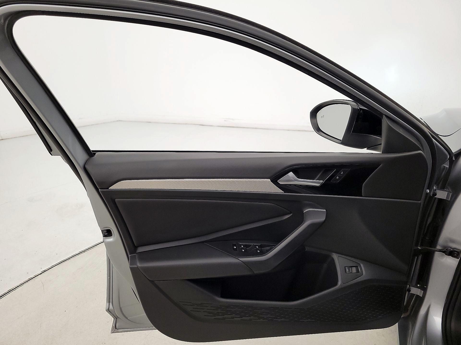 Thumbnail: 2020 Volkswagen Jetta - 12