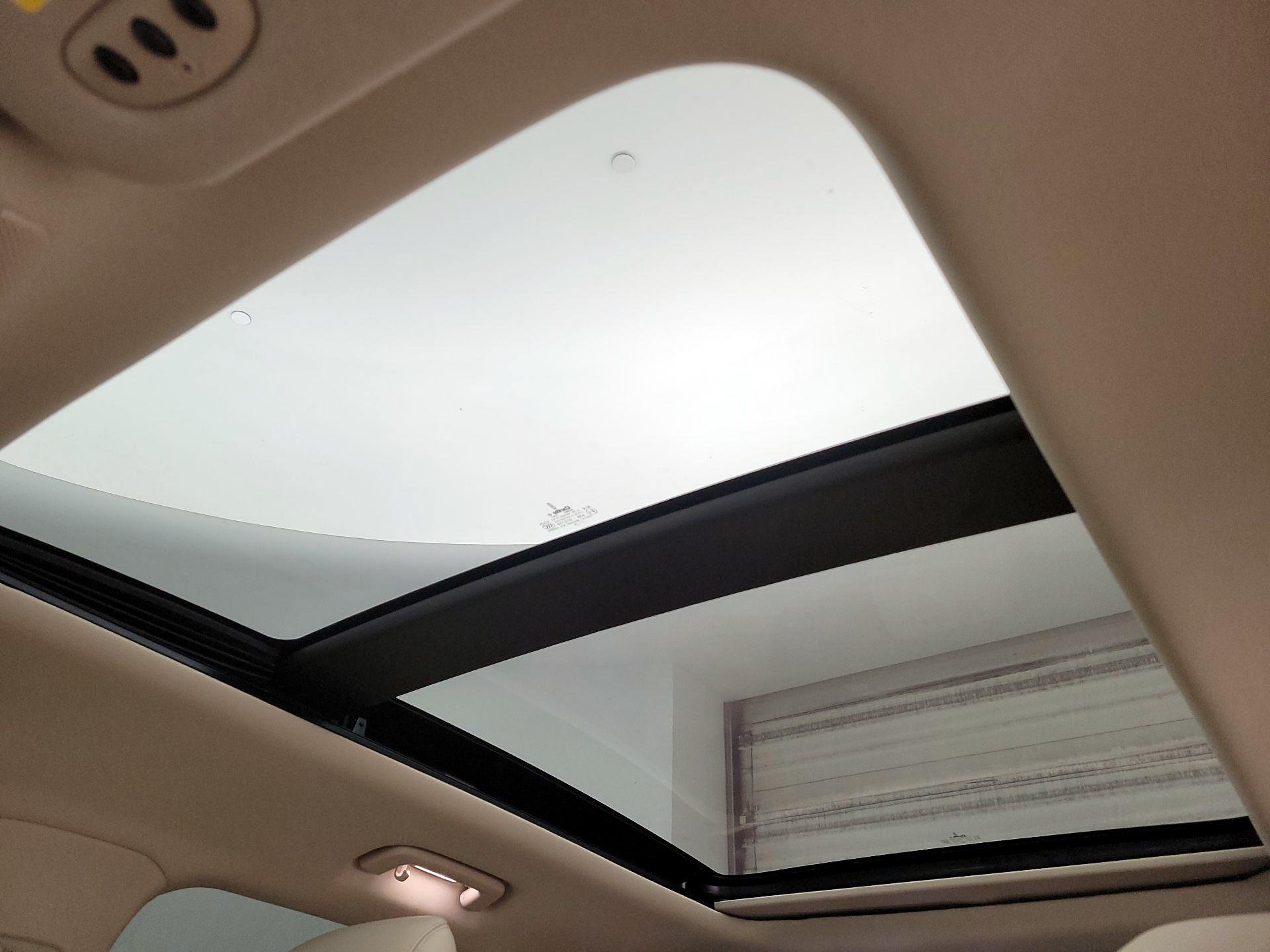 Thumbnail: 2019 Lincoln MKC - 20