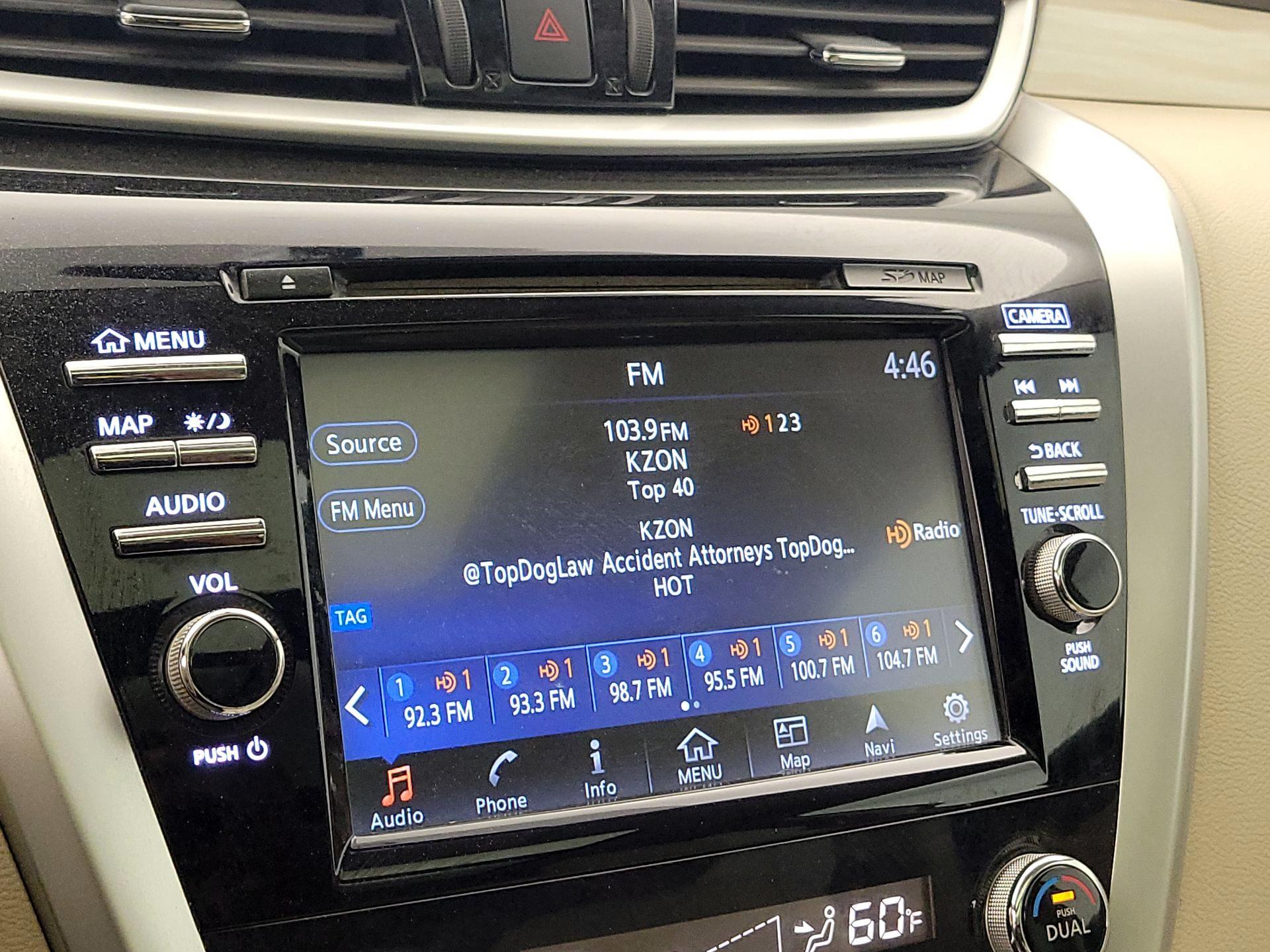 Thumbnail: 2015 Nissan Murano - 16