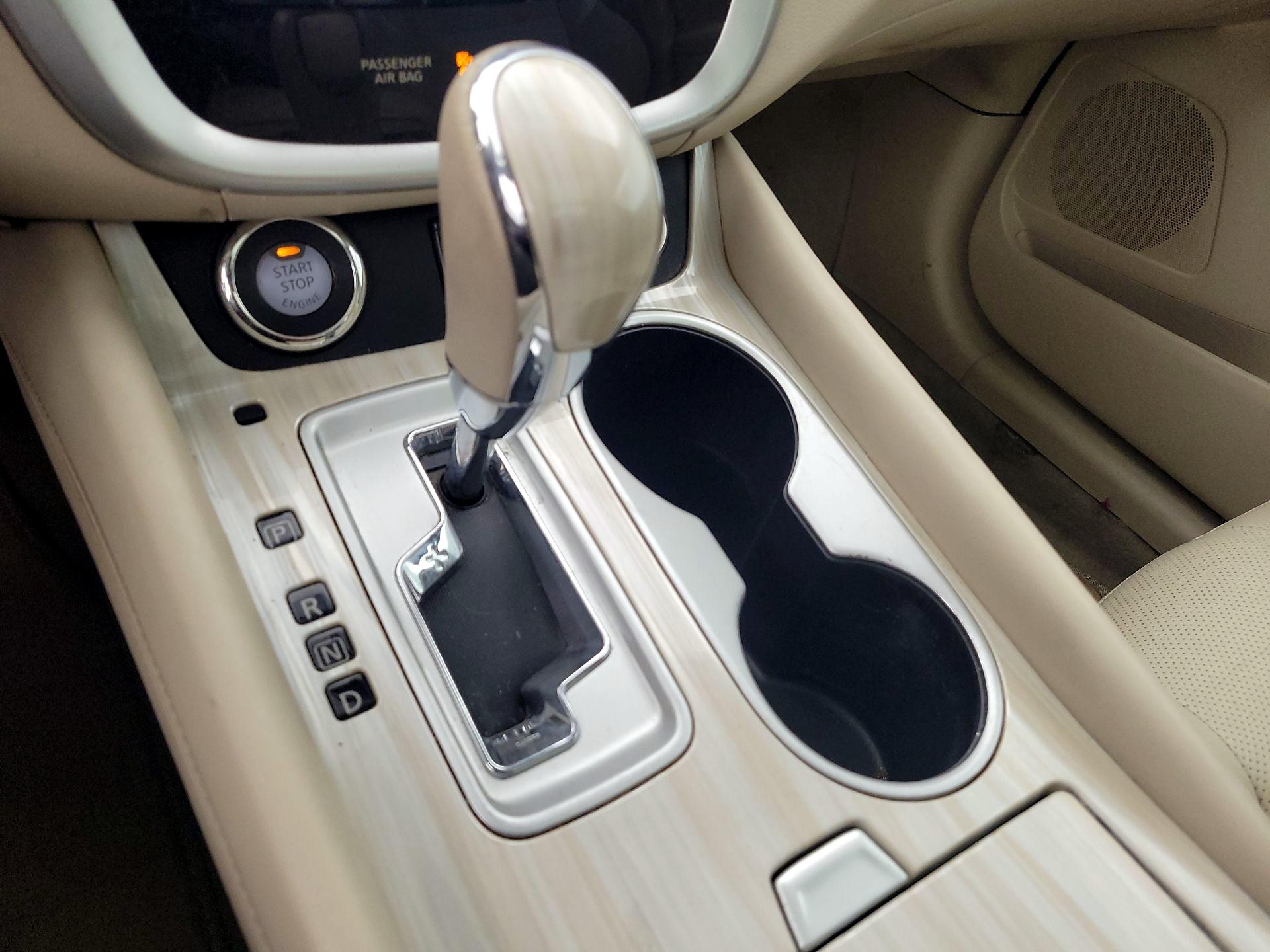 Thumbnail: 2015 Nissan Murano - 18