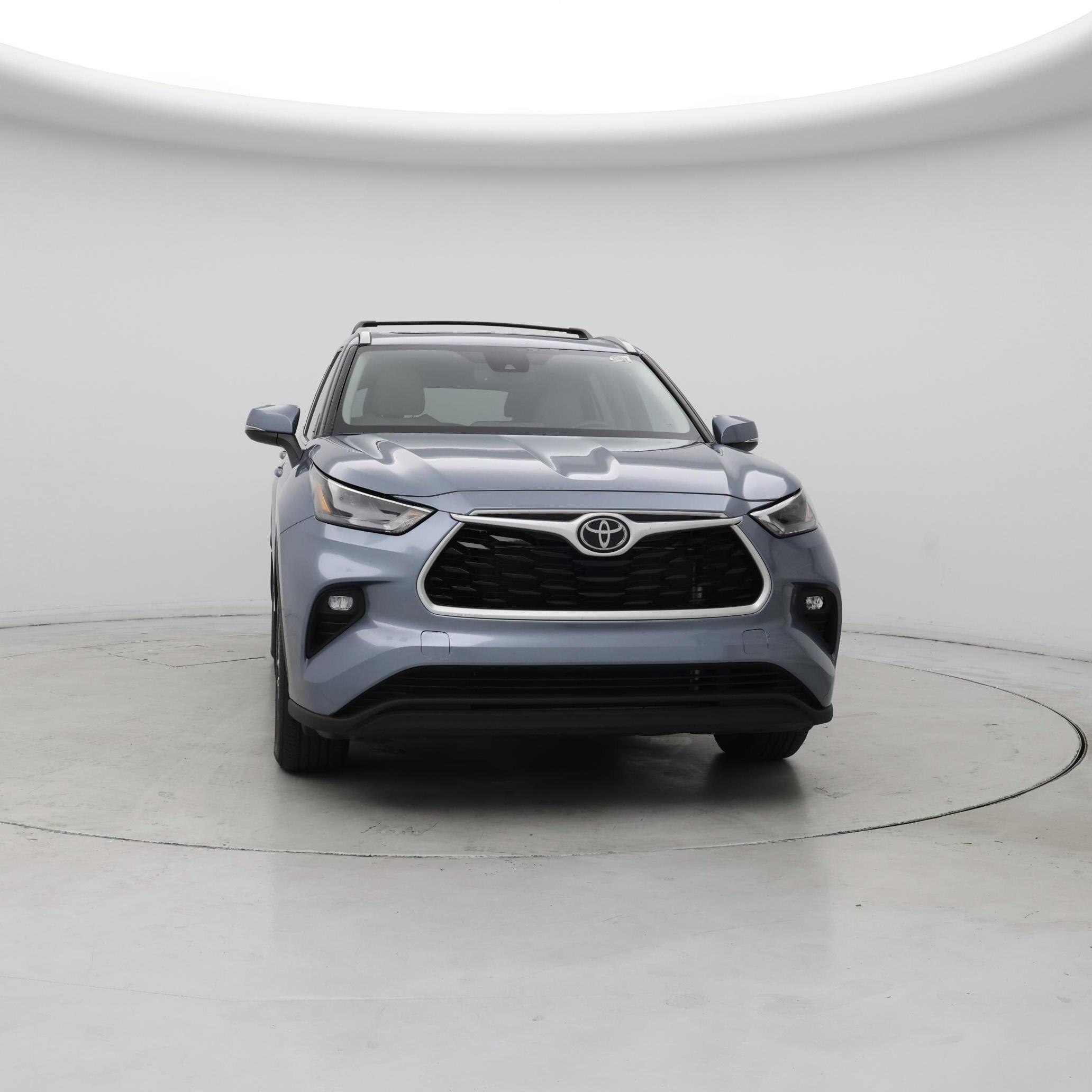 Thumbnail: 2022 Toyota Highlander - 5