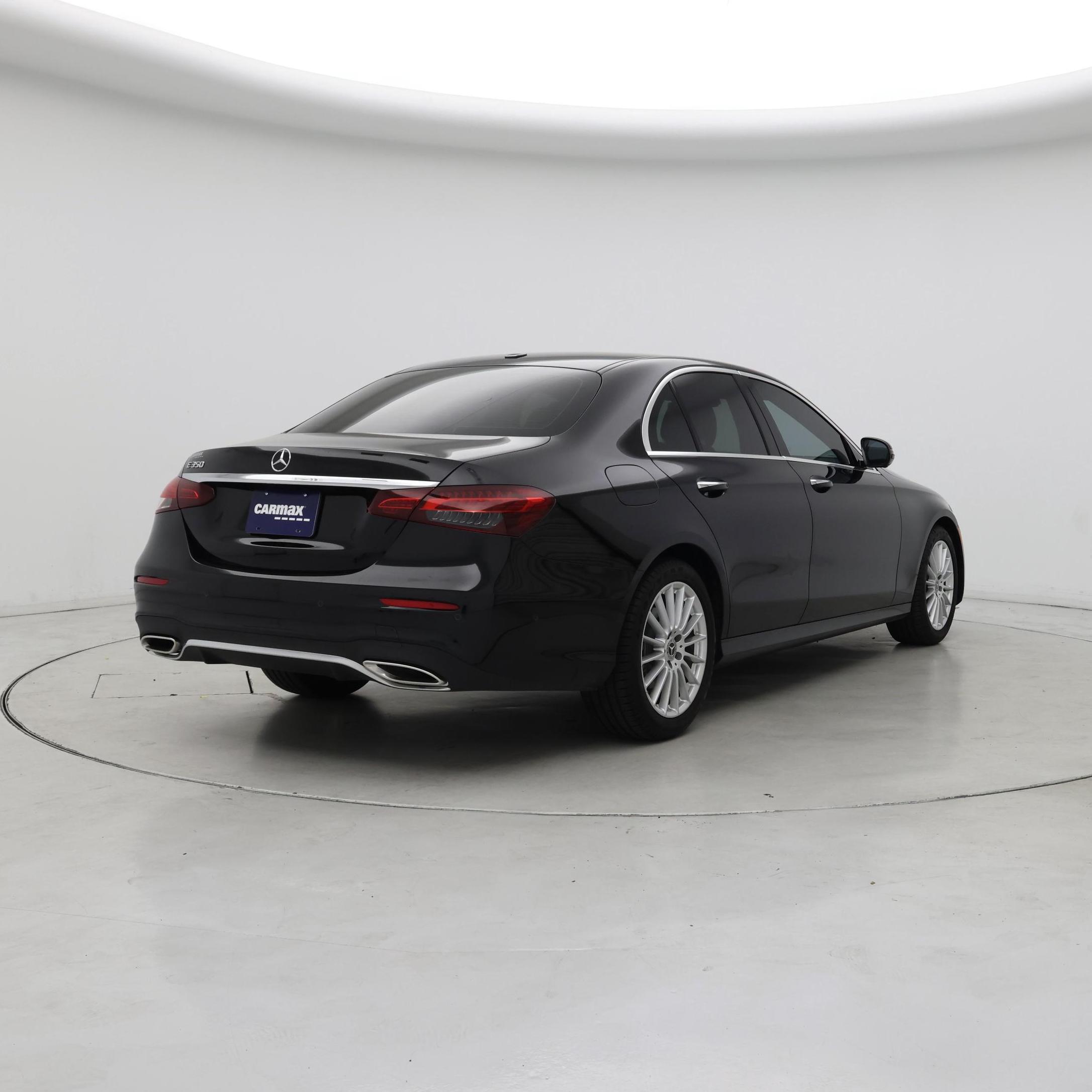 Thumbnail: 2023 Mercedes-Benz E-Class - 8