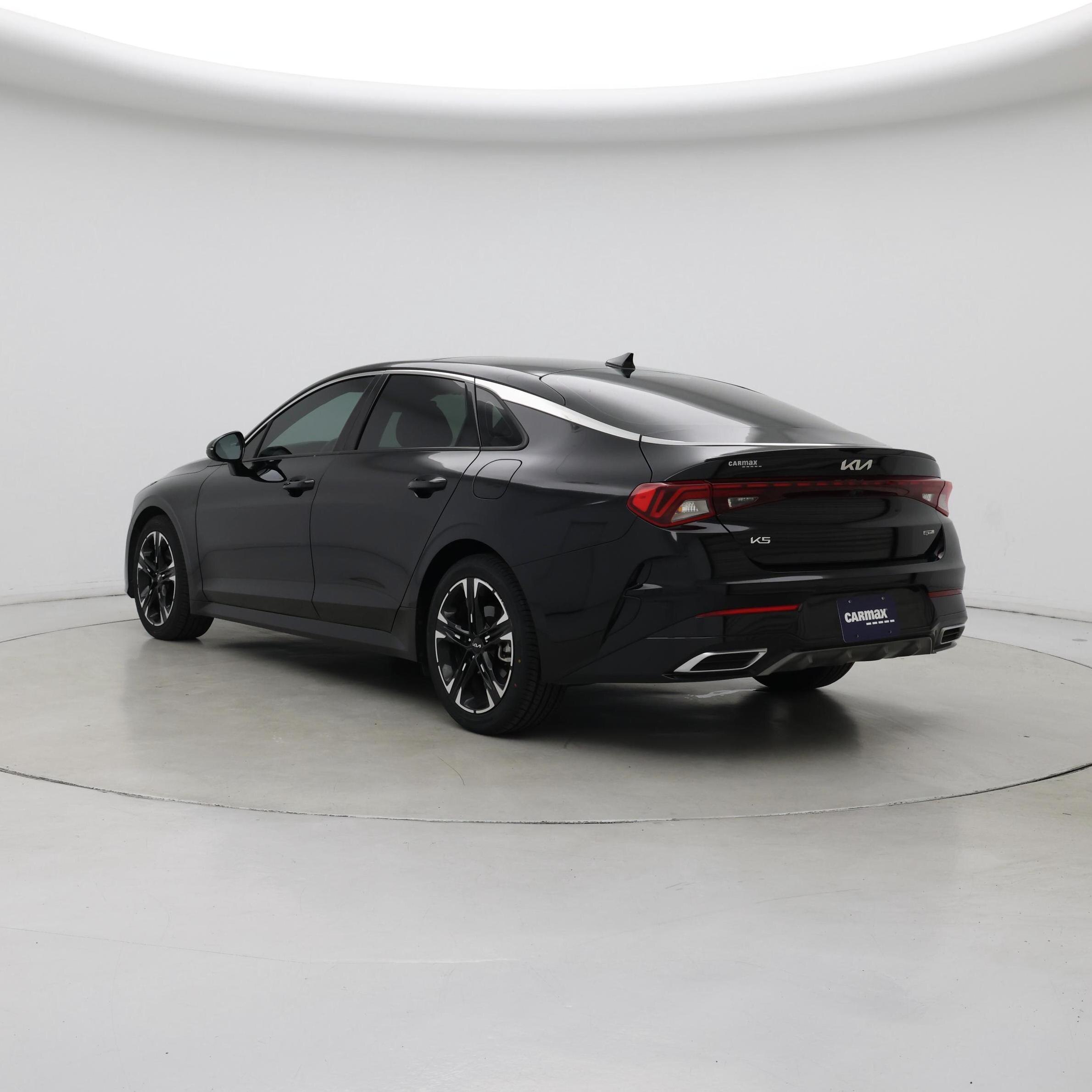 Thumbnail: 2023 Kia K5 - 2