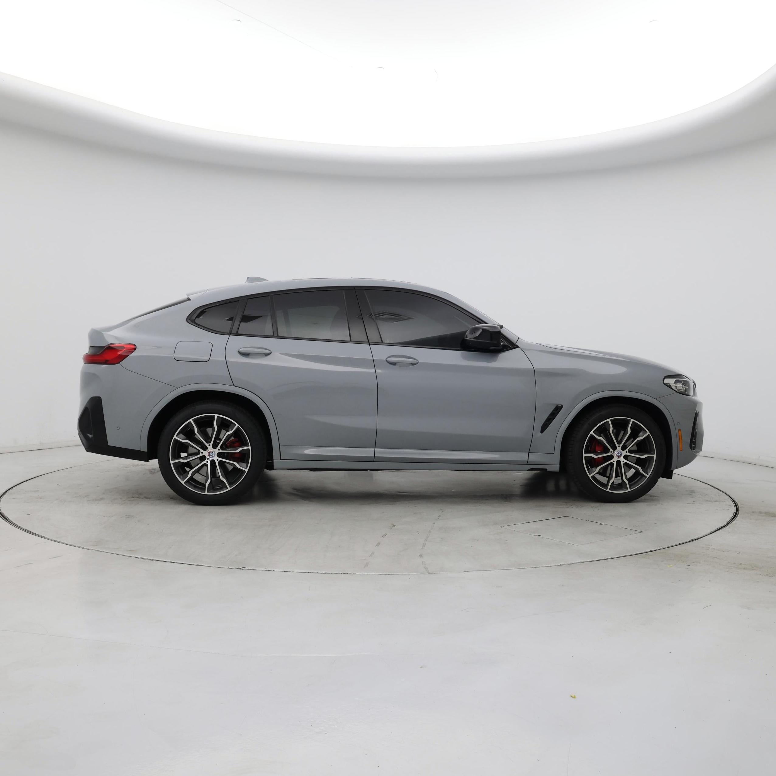 Thumbnail: 2022 BMW X4 - 7