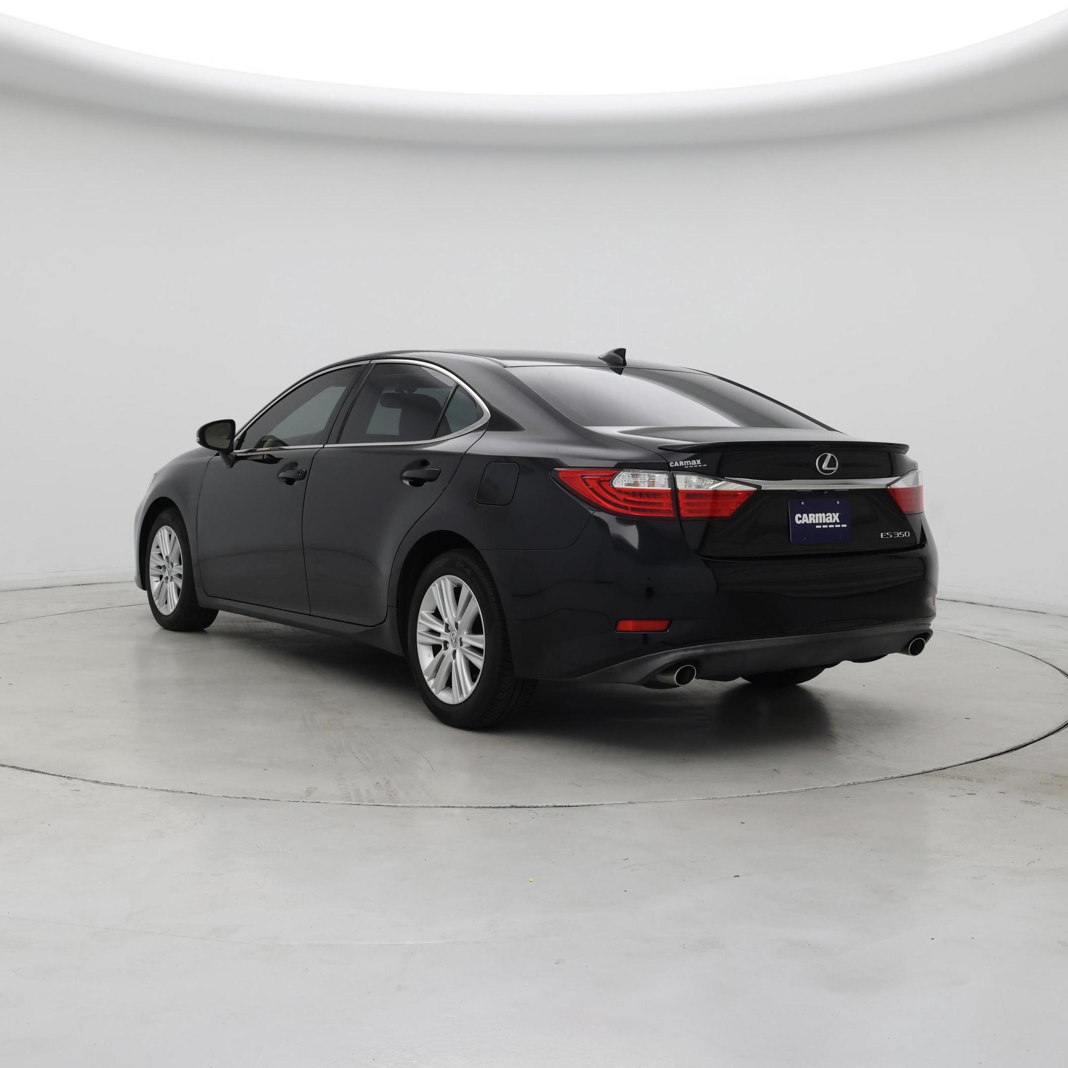 Thumbnail: 2015 Lexus ES - 2
