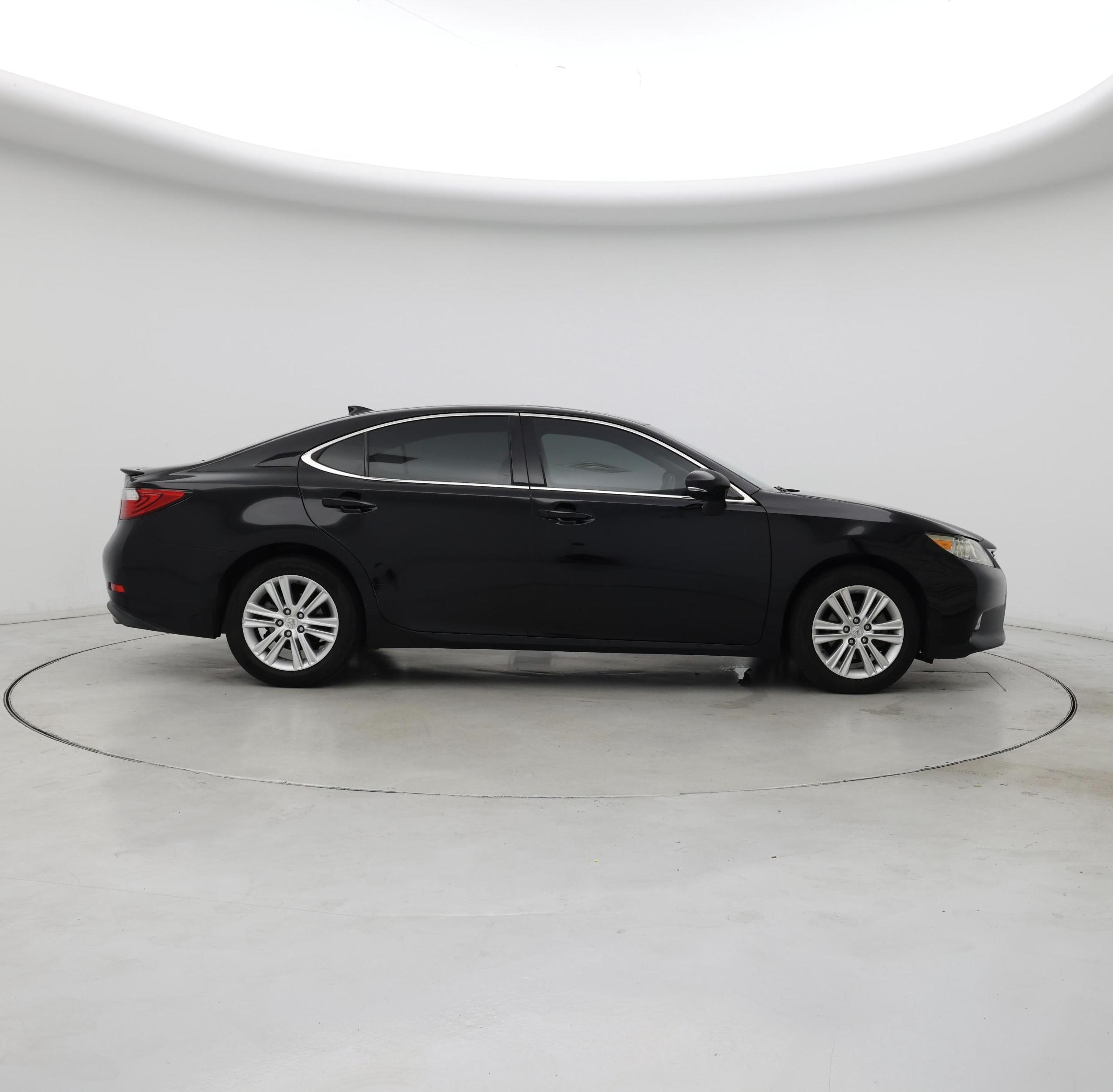 Thumbnail: 2015 Lexus ES - 7