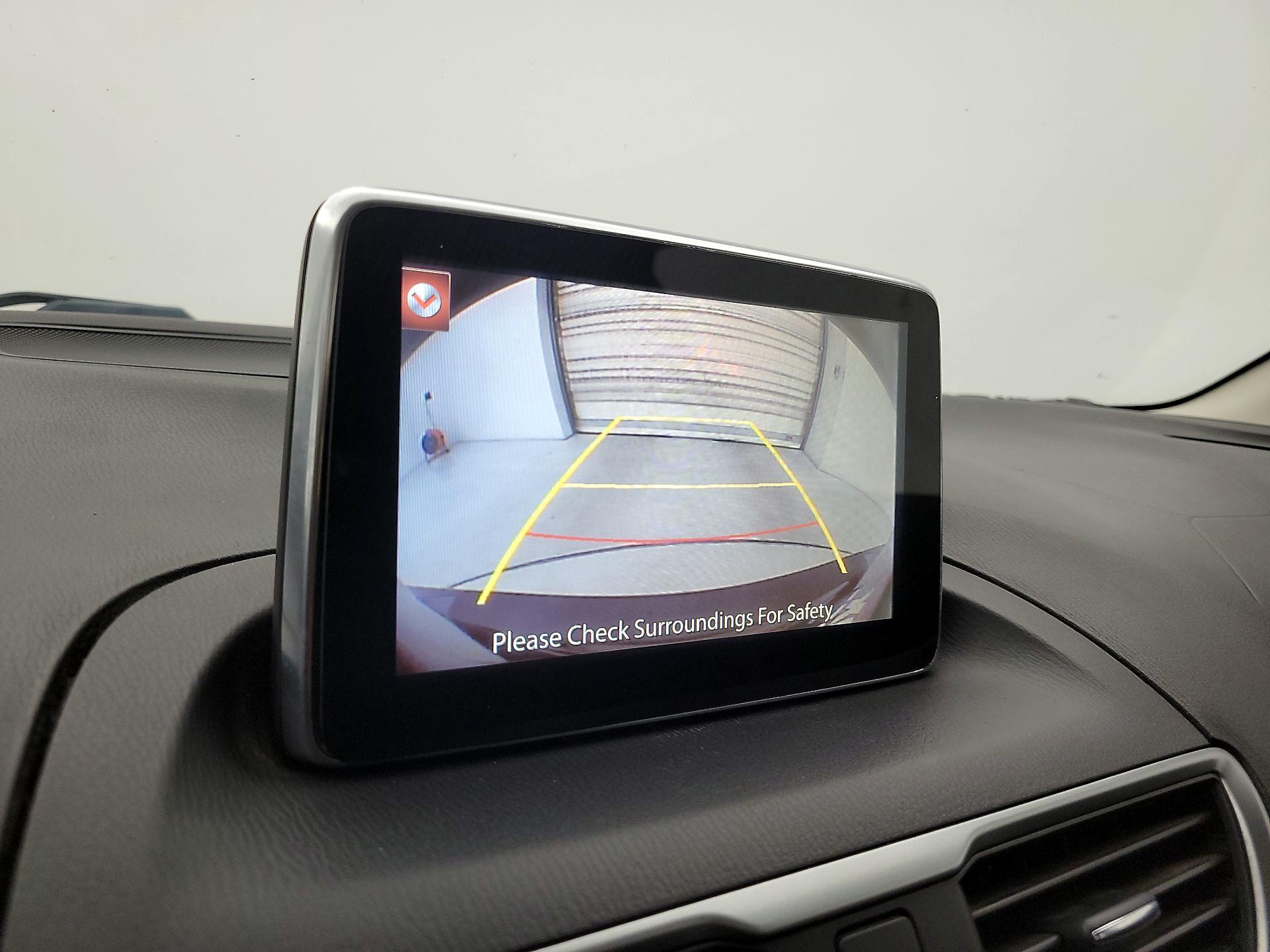 Thumbnail: 2016 Mazda Mazda3 - 15