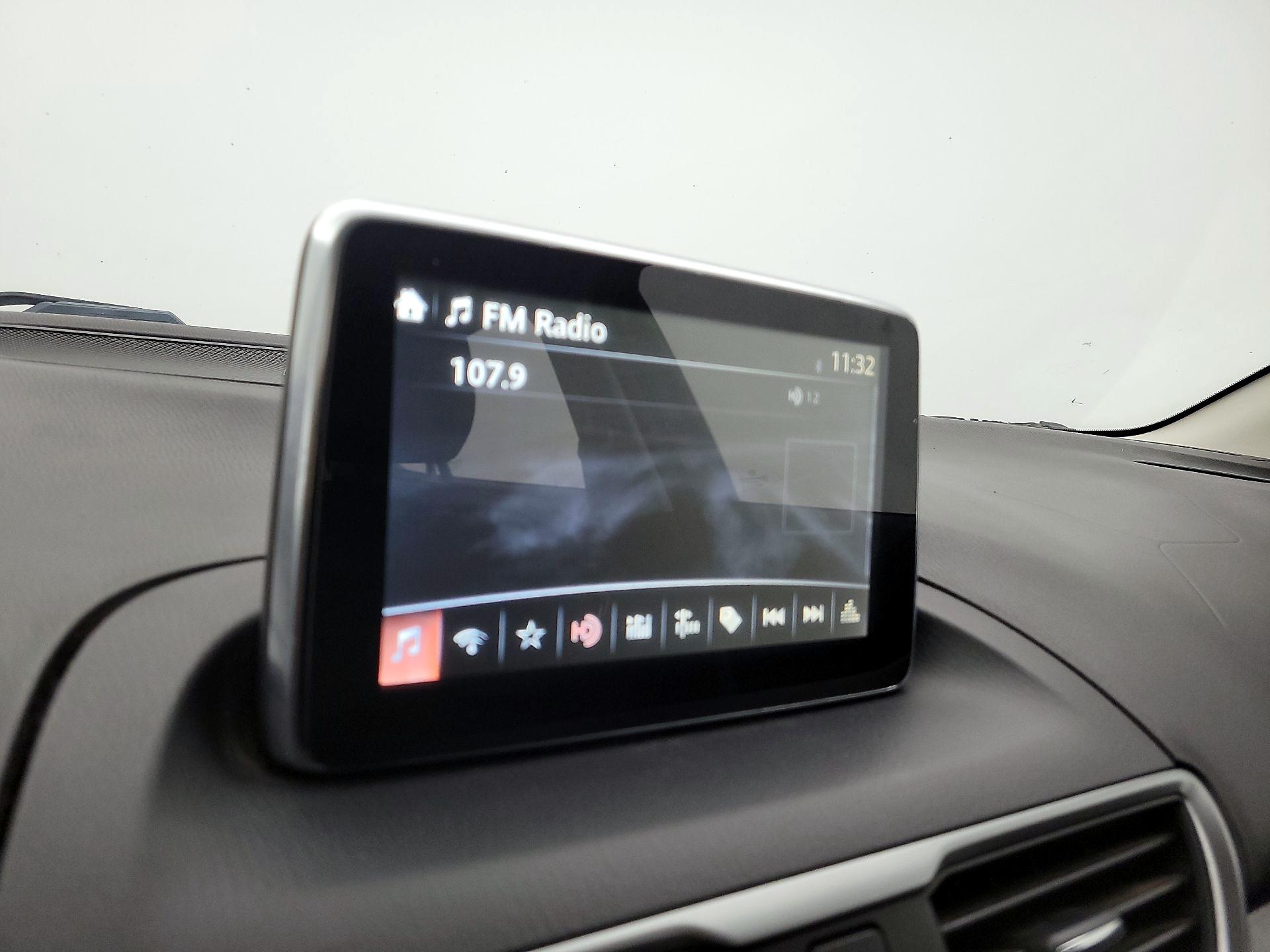 Thumbnail: 2016 Mazda Mazda3 - 16