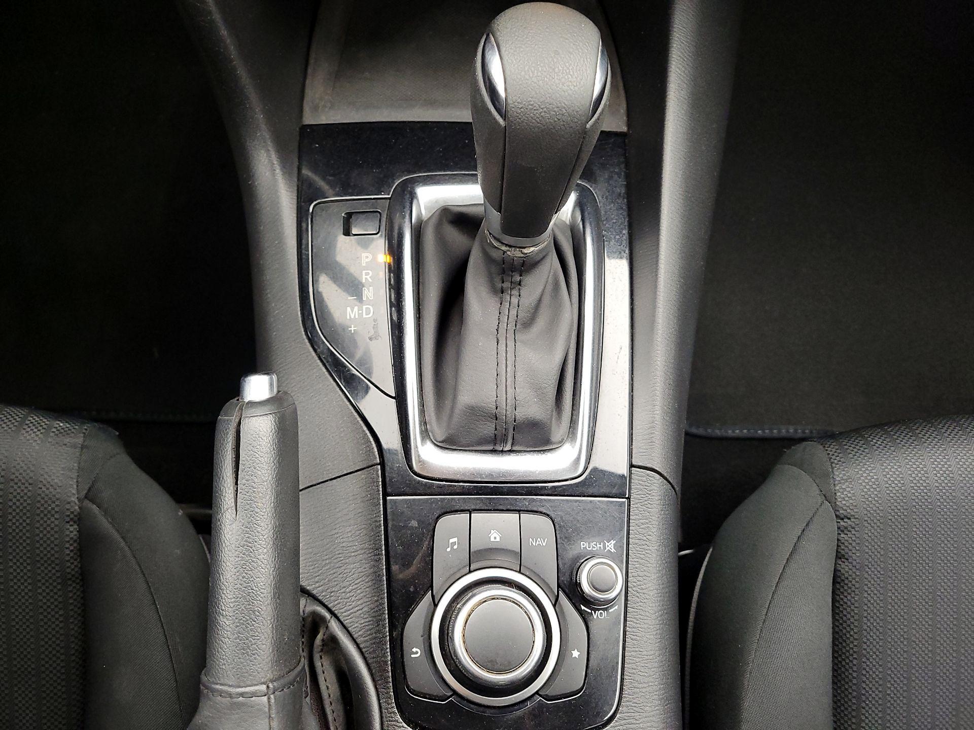 Thumbnail: 2016 Mazda Mazda3 - 18