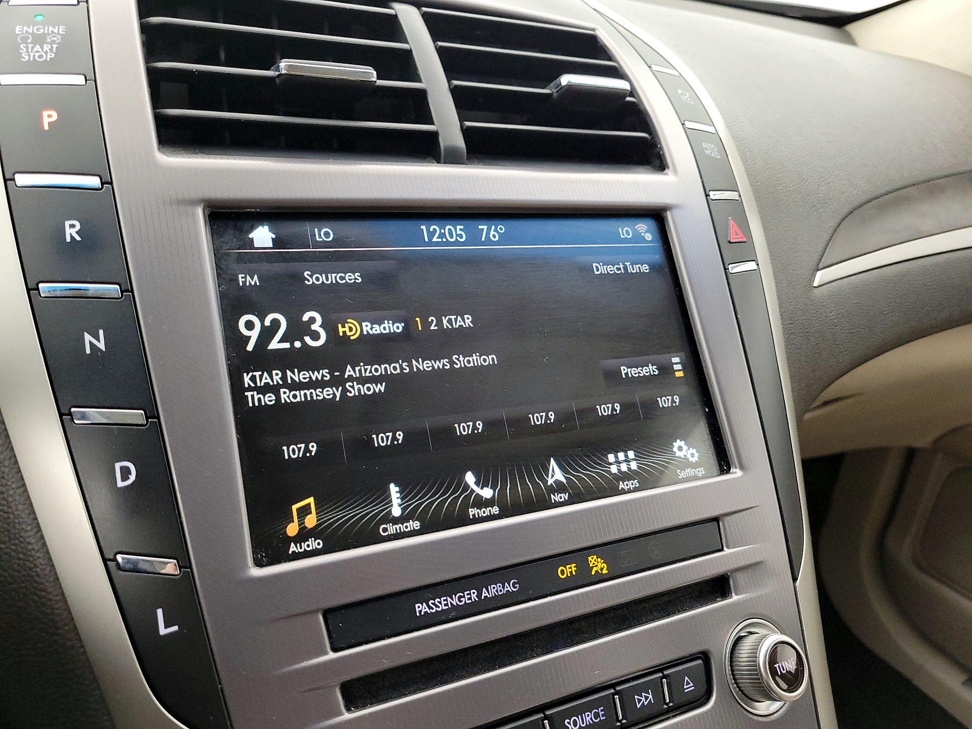 Thumbnail: 2018 Lincoln MKZ - 16