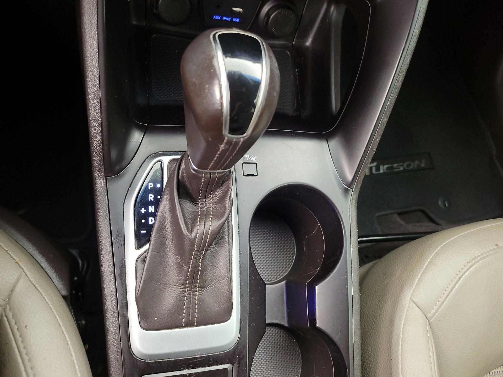 Thumbnail: 2015 Hyundai Tucson - 17
