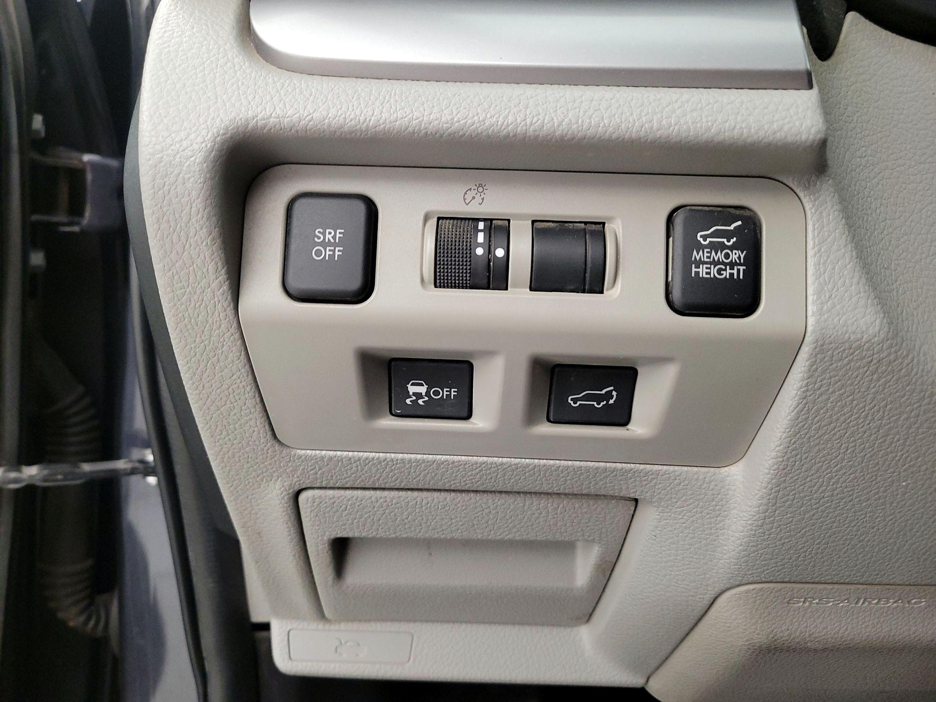 Thumbnail: 2016 Subaru Forester - 13