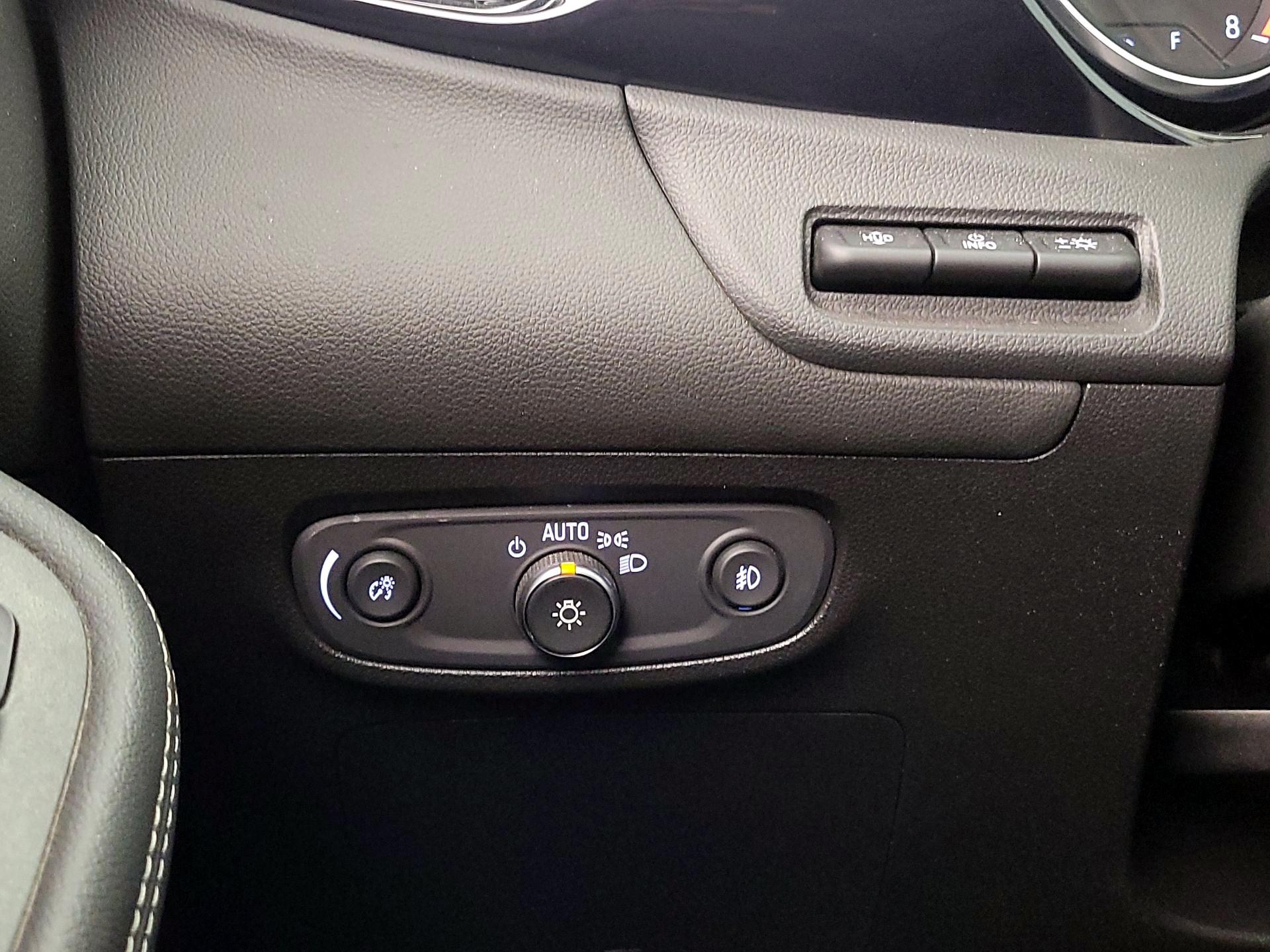 Thumbnail: 2021 Buick Encore GX - 13