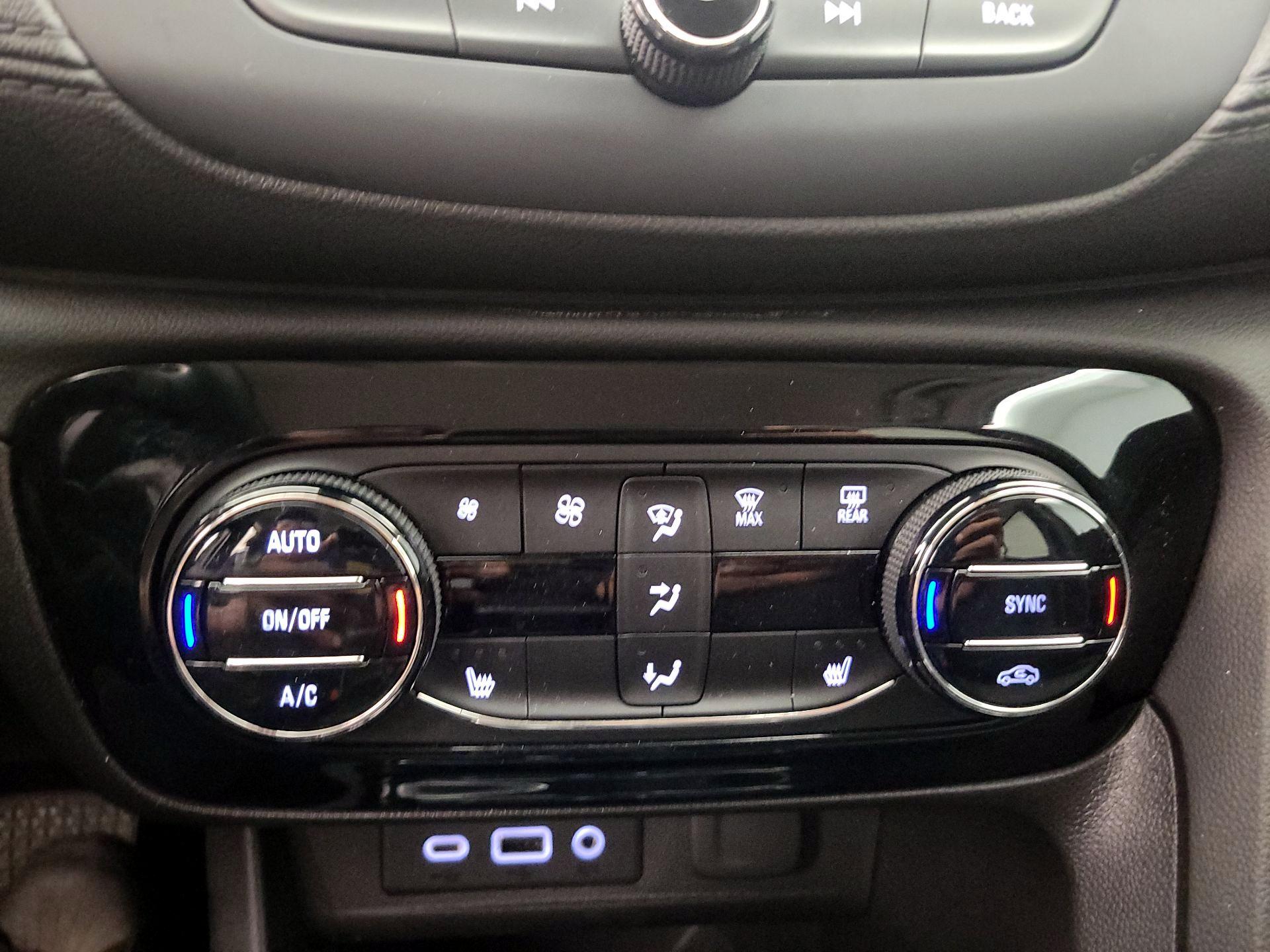 Thumbnail: 2021 Buick Encore GX - 16