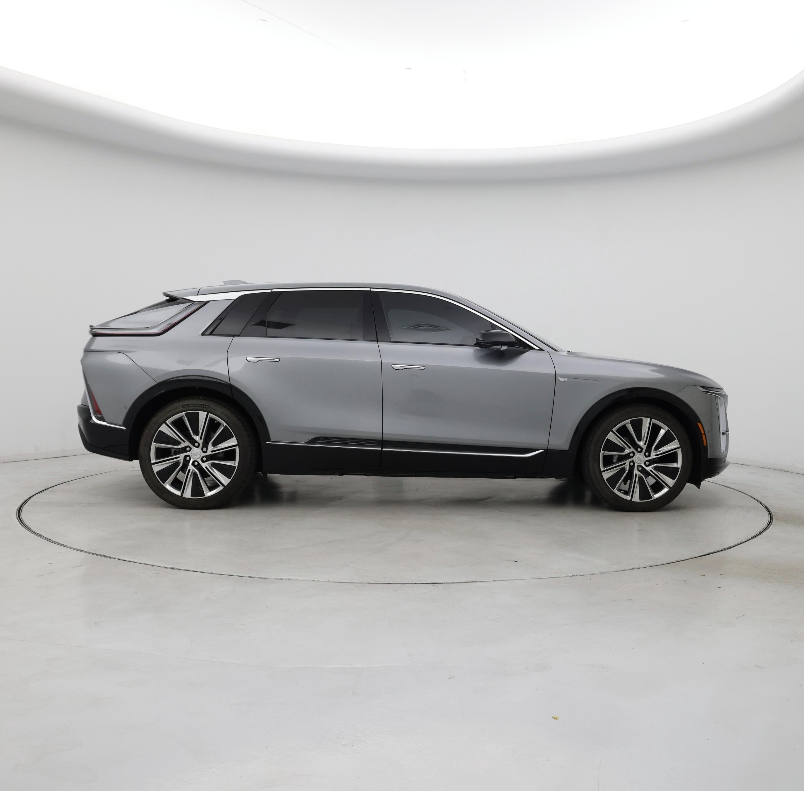 Thumbnail: 2024 Cadillac Lyriq - 7