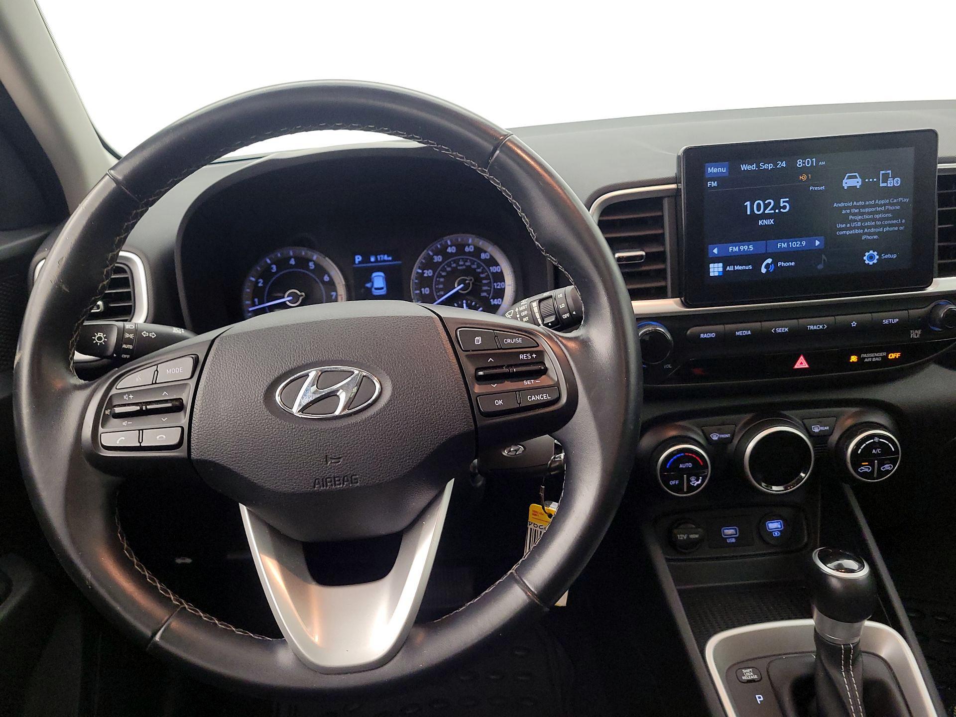 Thumbnail: 2020 Hyundai Venue - 10
