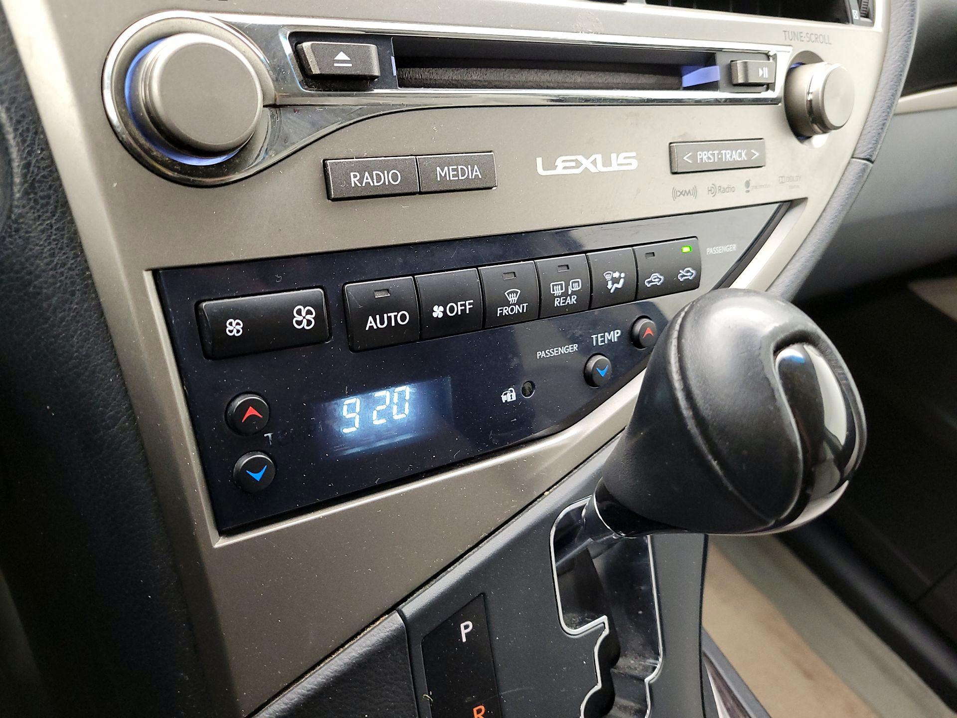 Thumbnail: 2015 Lexus RX - 17