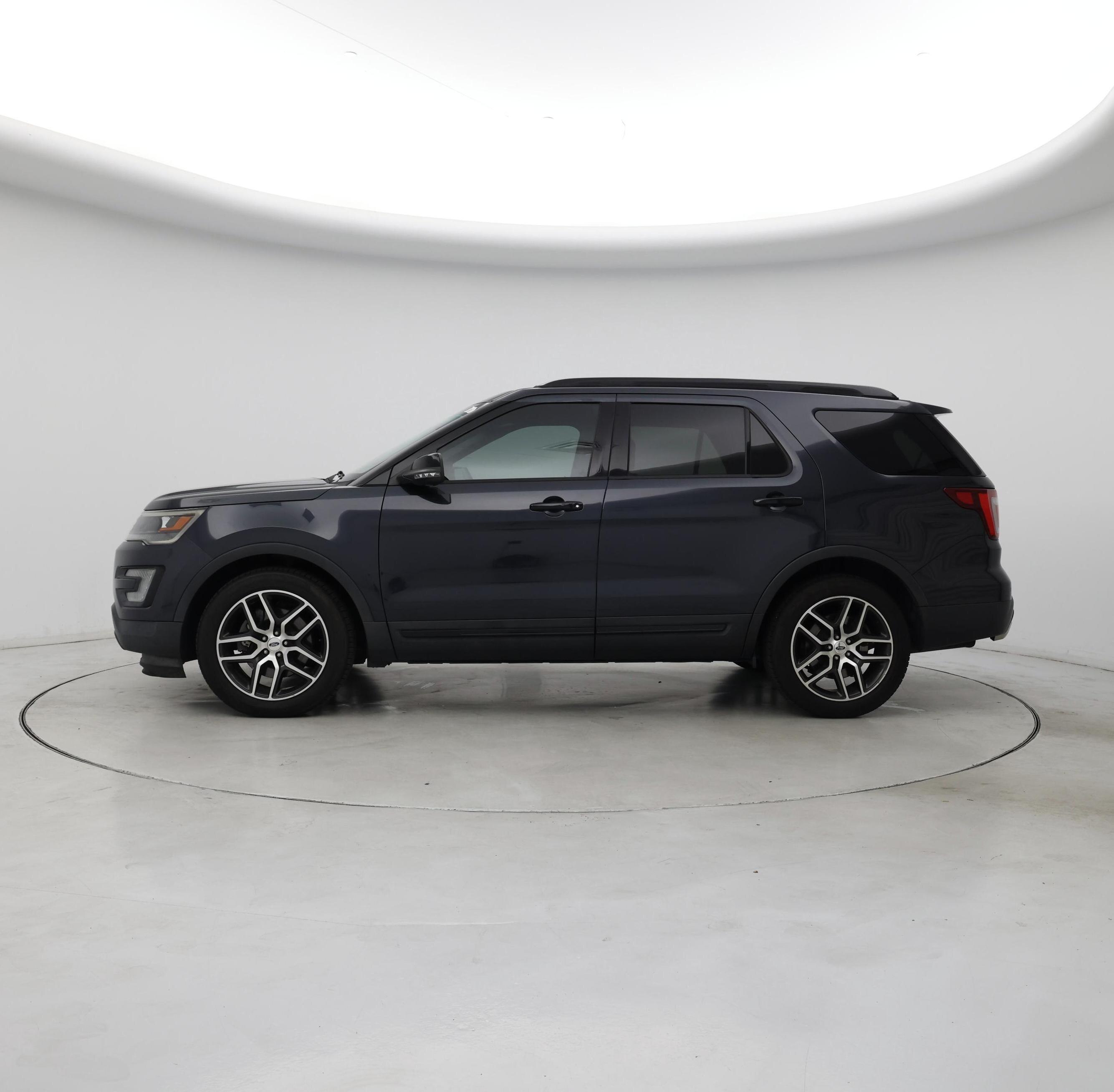 Thumbnail: 2017 Ford Explorer - 3