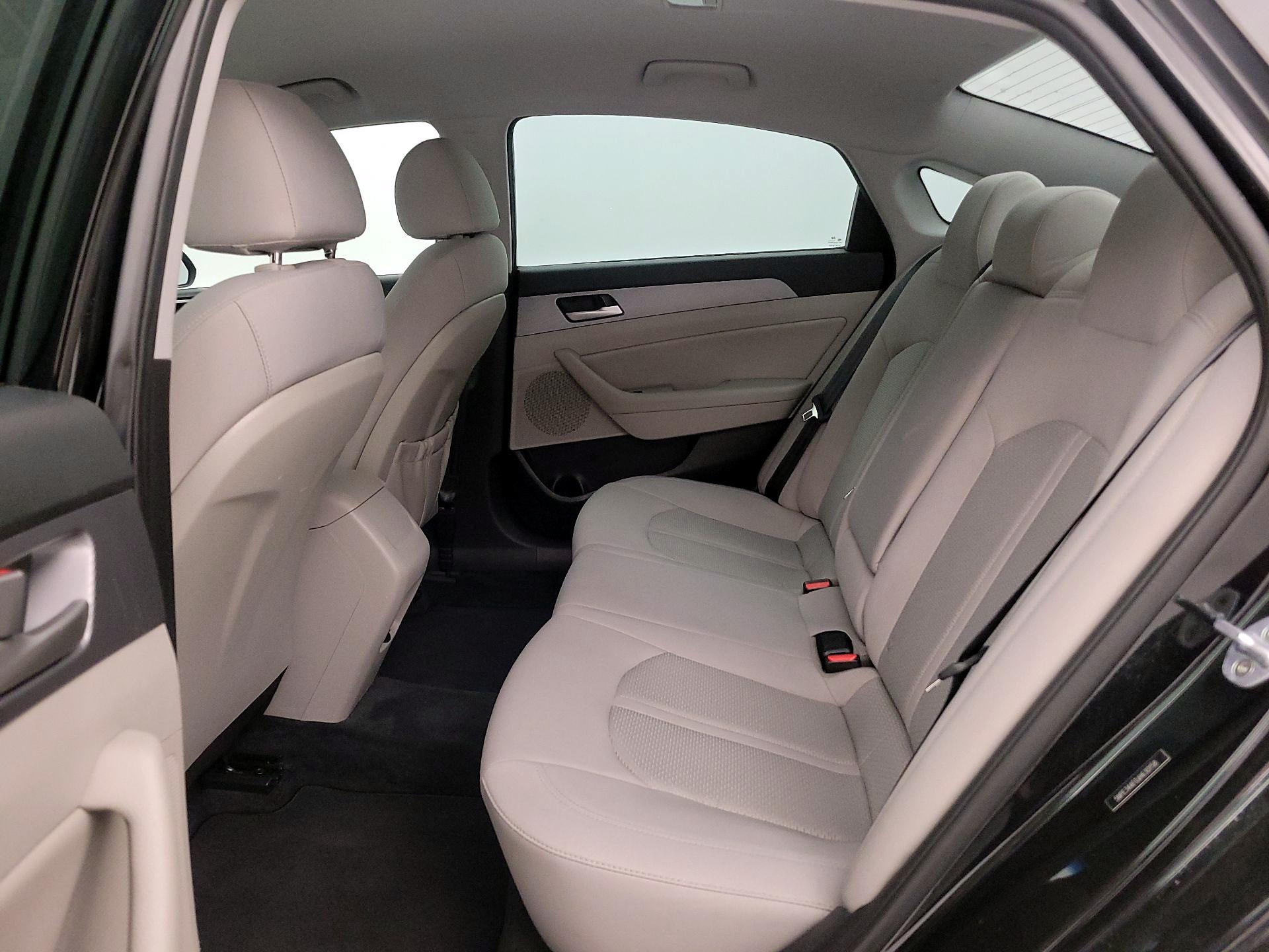 Thumbnail: 2018 Hyundai Sonata - 19