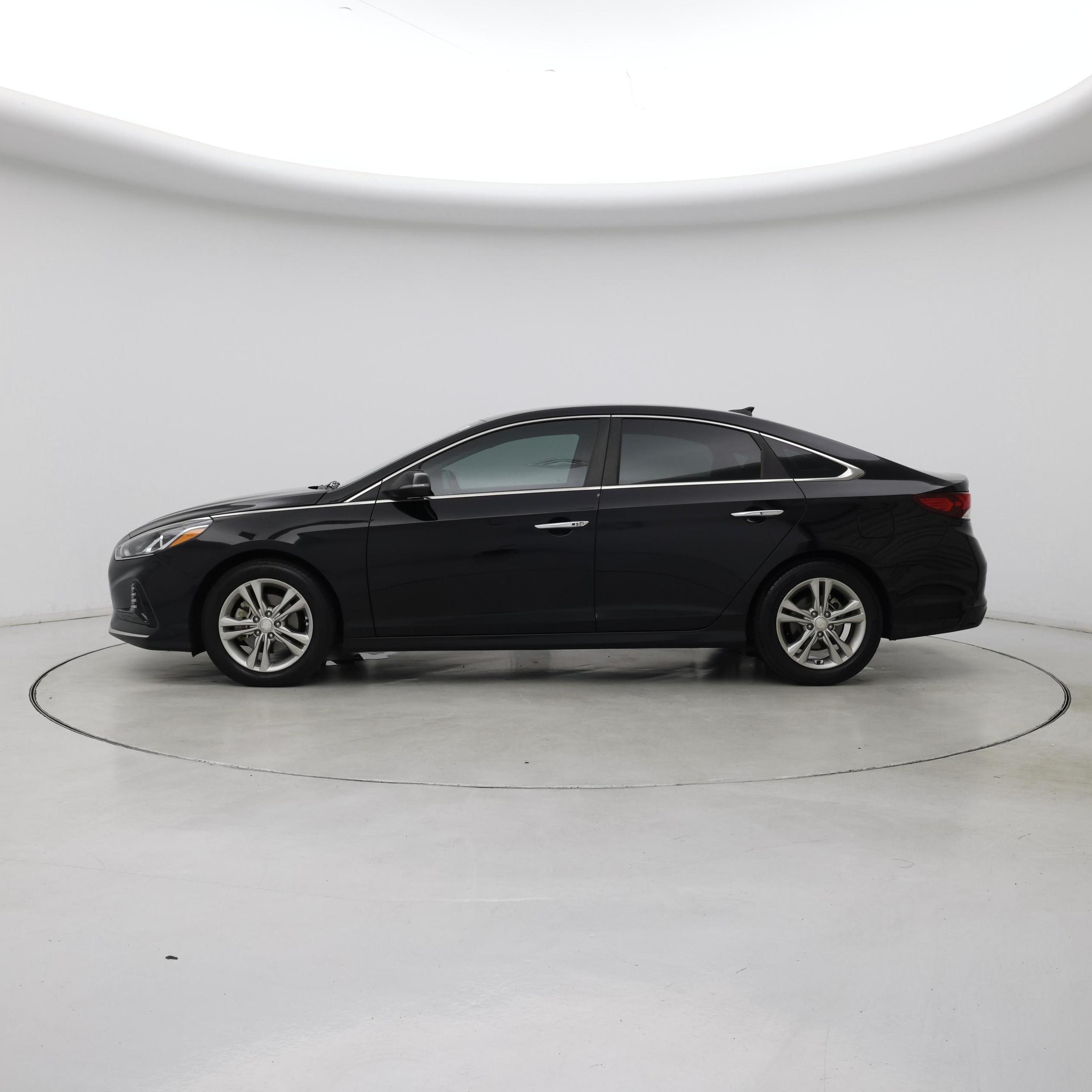 Thumbnail: 2018 Hyundai Sonata - 3