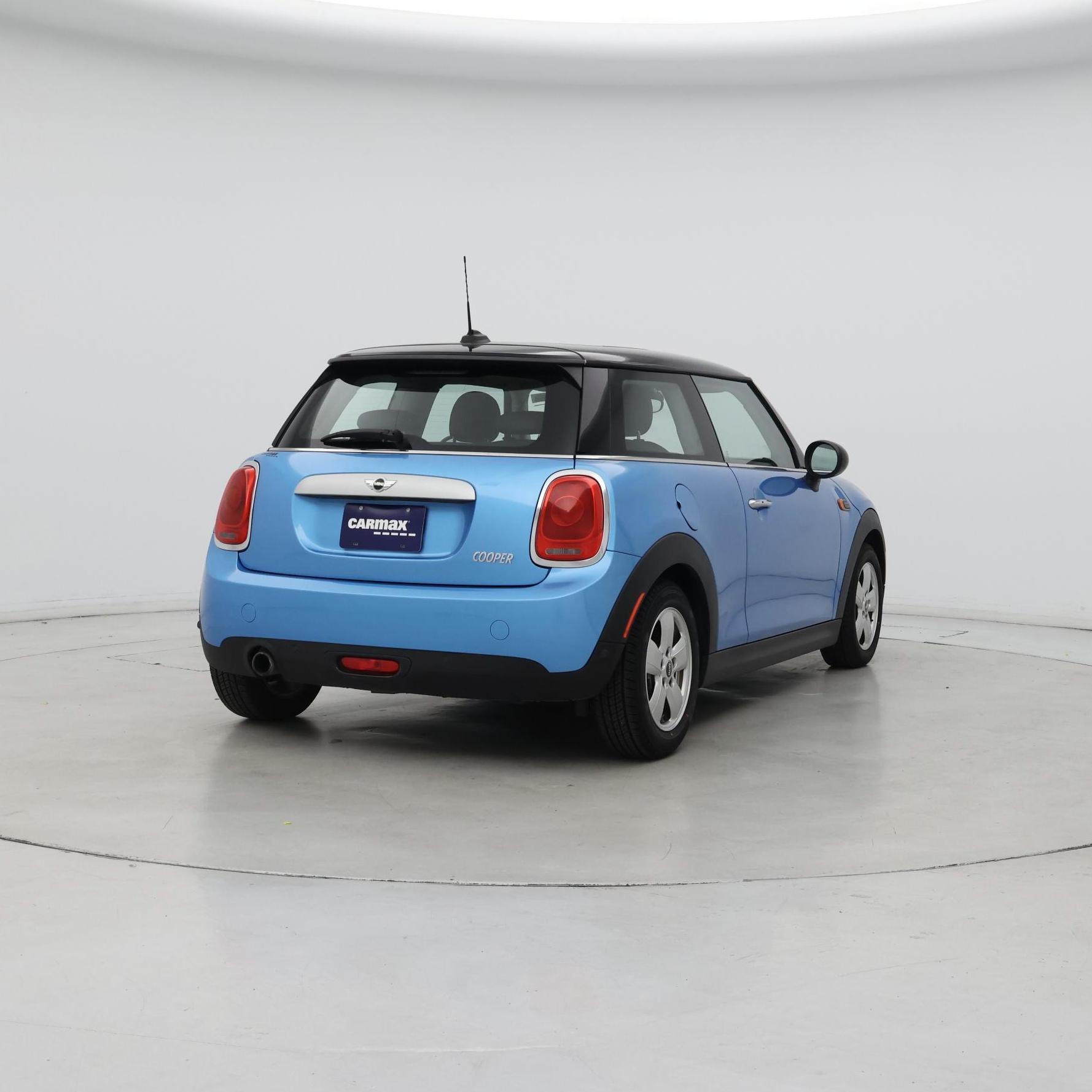 Thumbnail: 2015 MINI Cooper Hardtop - 8