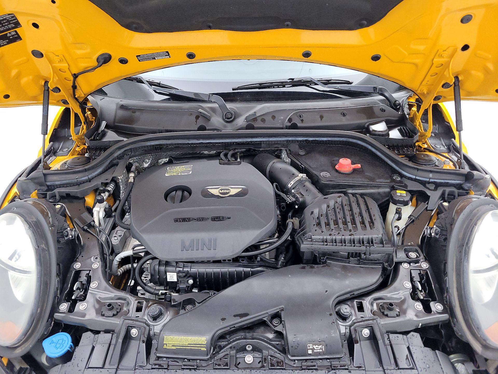 Thumbnail: 2016 MINI Cooper Hardtop - 20