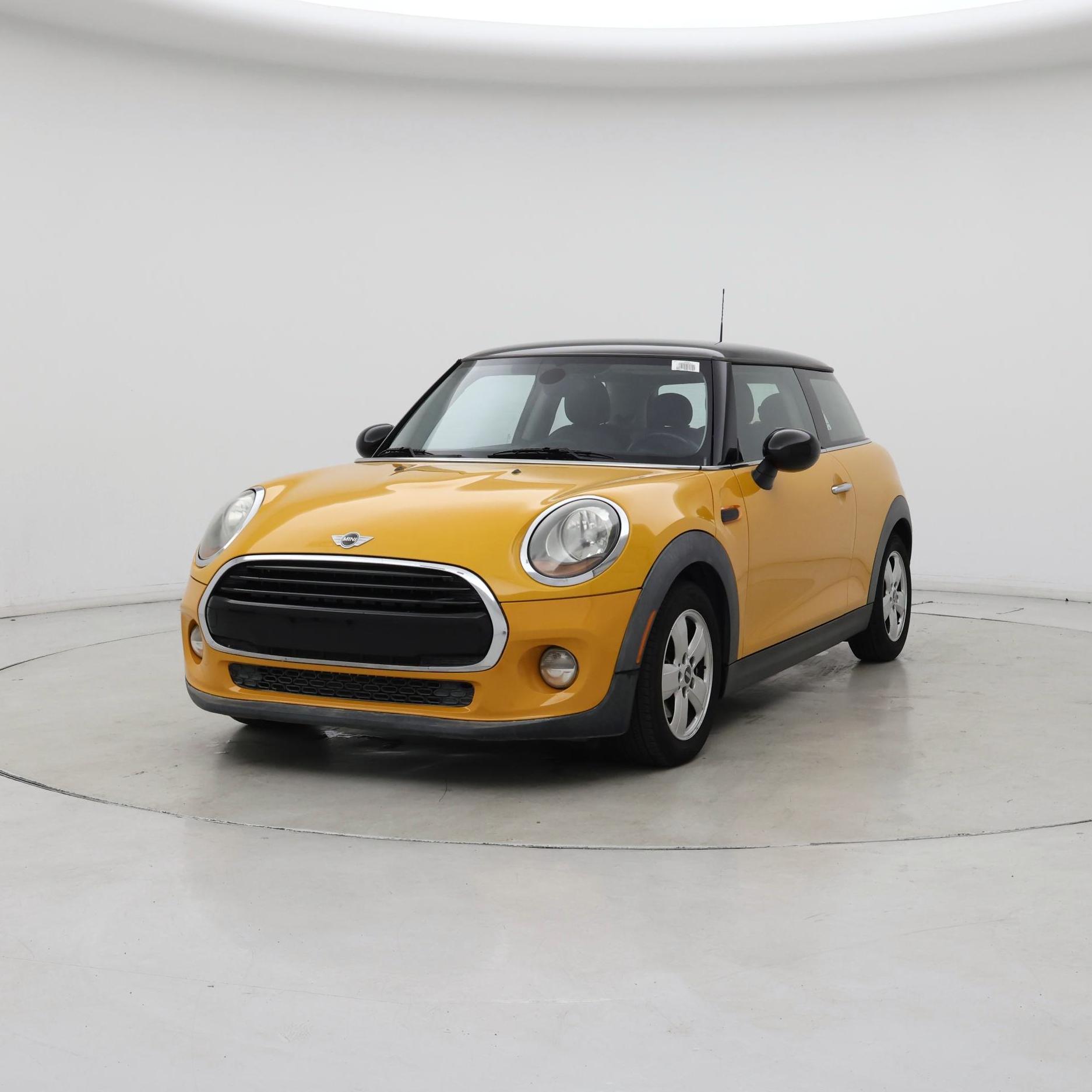 Thumbnail: 2016 MINI Cooper Hardtop - 4
