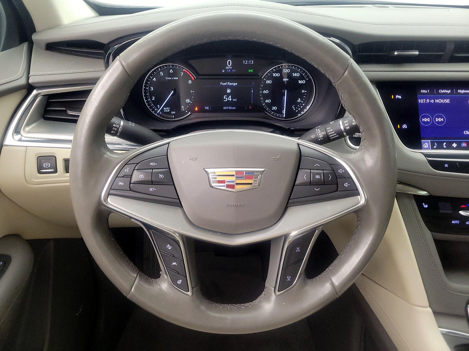 Thumbnail: 2020 Cadillac XT5 - 10