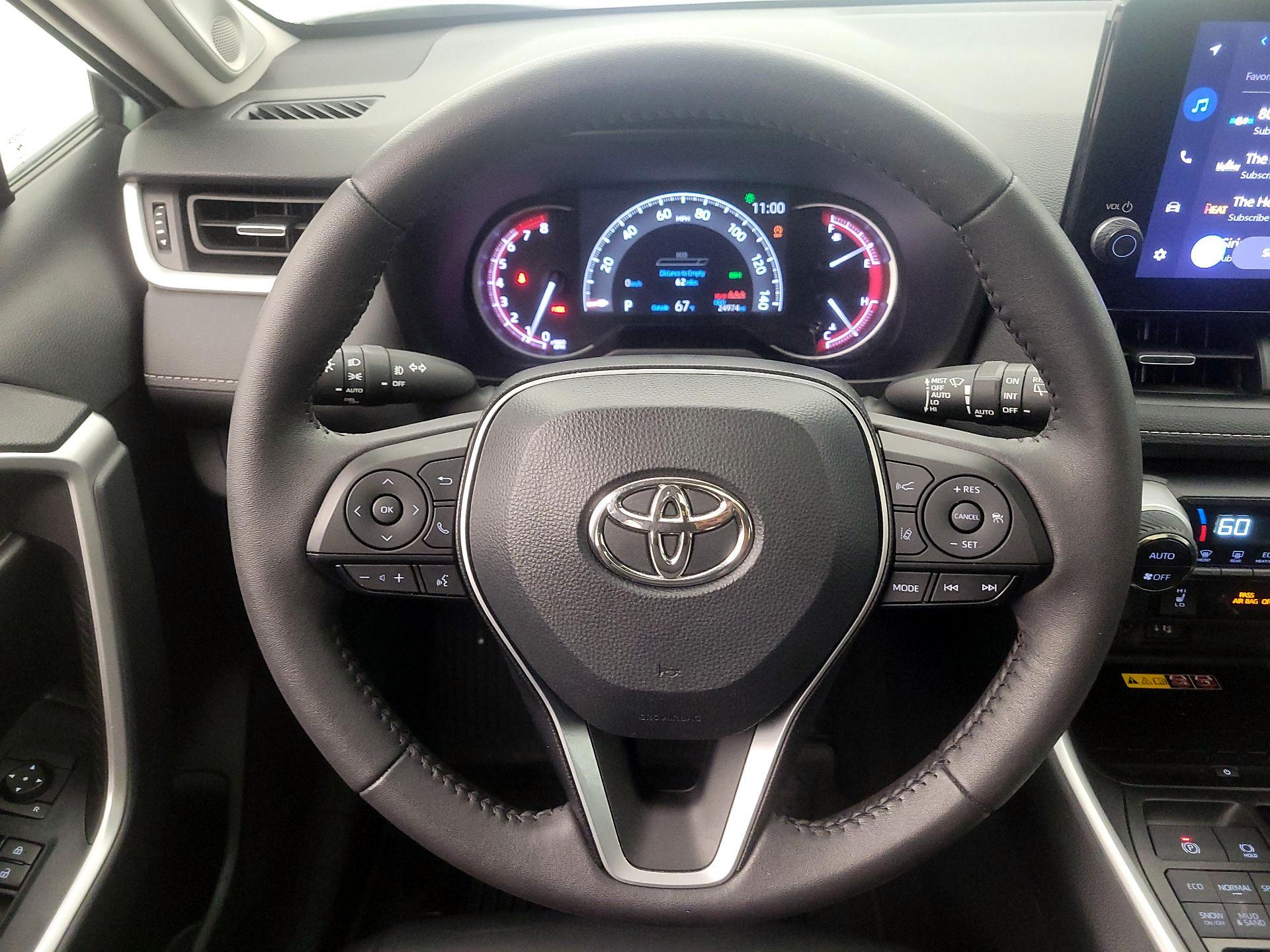 Thumbnail: 2023 Toyota RAV4 - 10