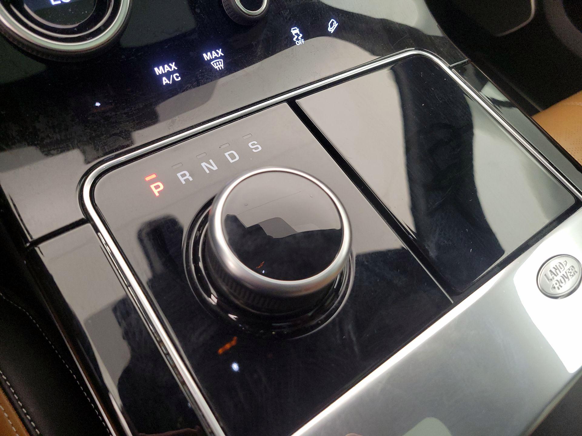 Thumbnail: 2020 Land Rover Range Rover Velar - 17