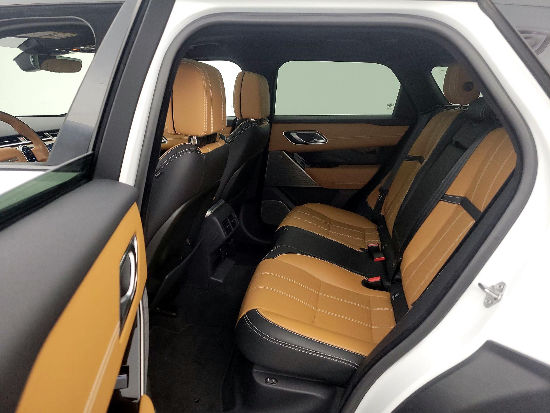 Thumbnail: 2020 Land Rover Range Rover Velar - 20