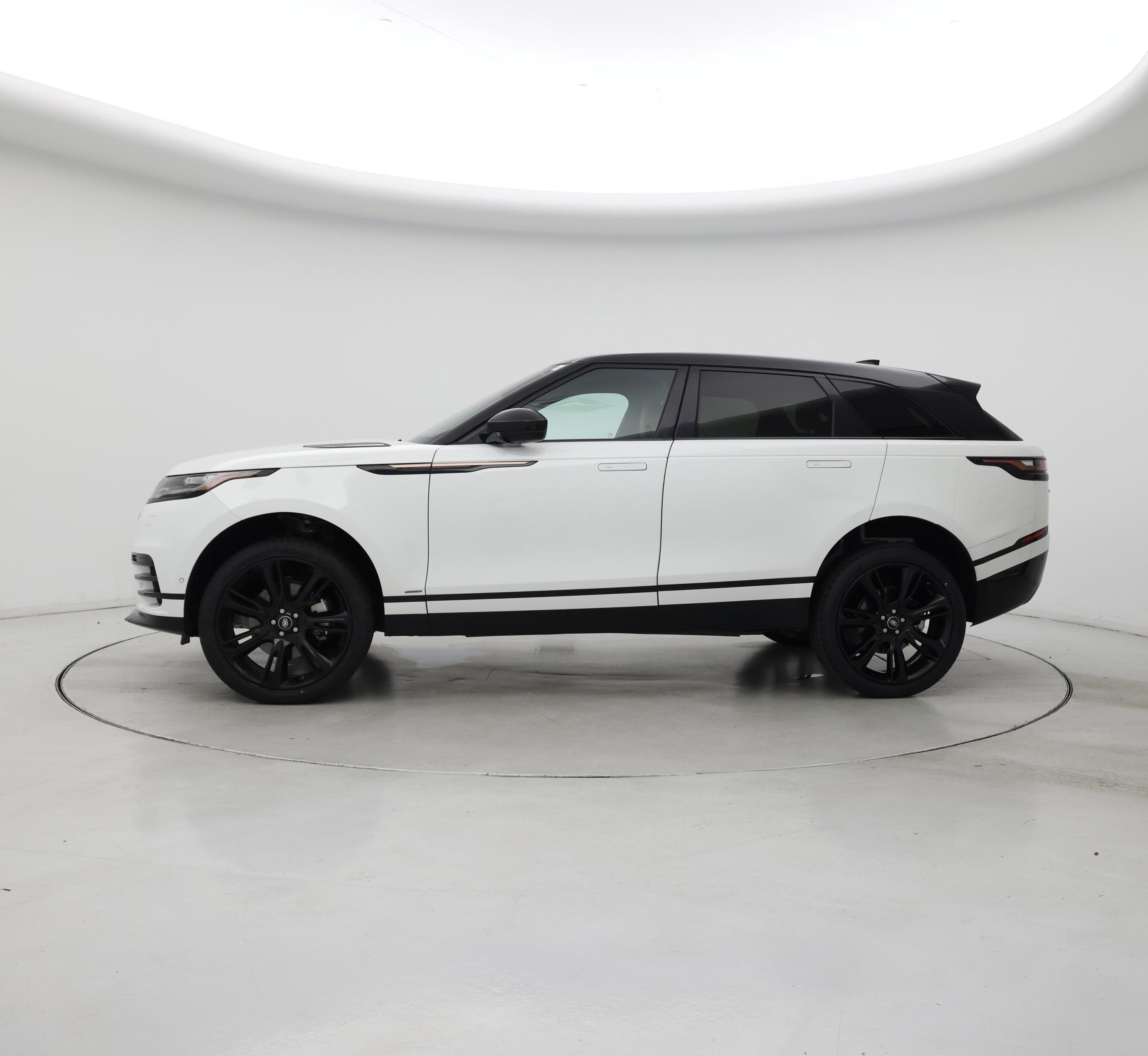 Thumbnail: 2020 Land Rover Range Rover Velar - 3