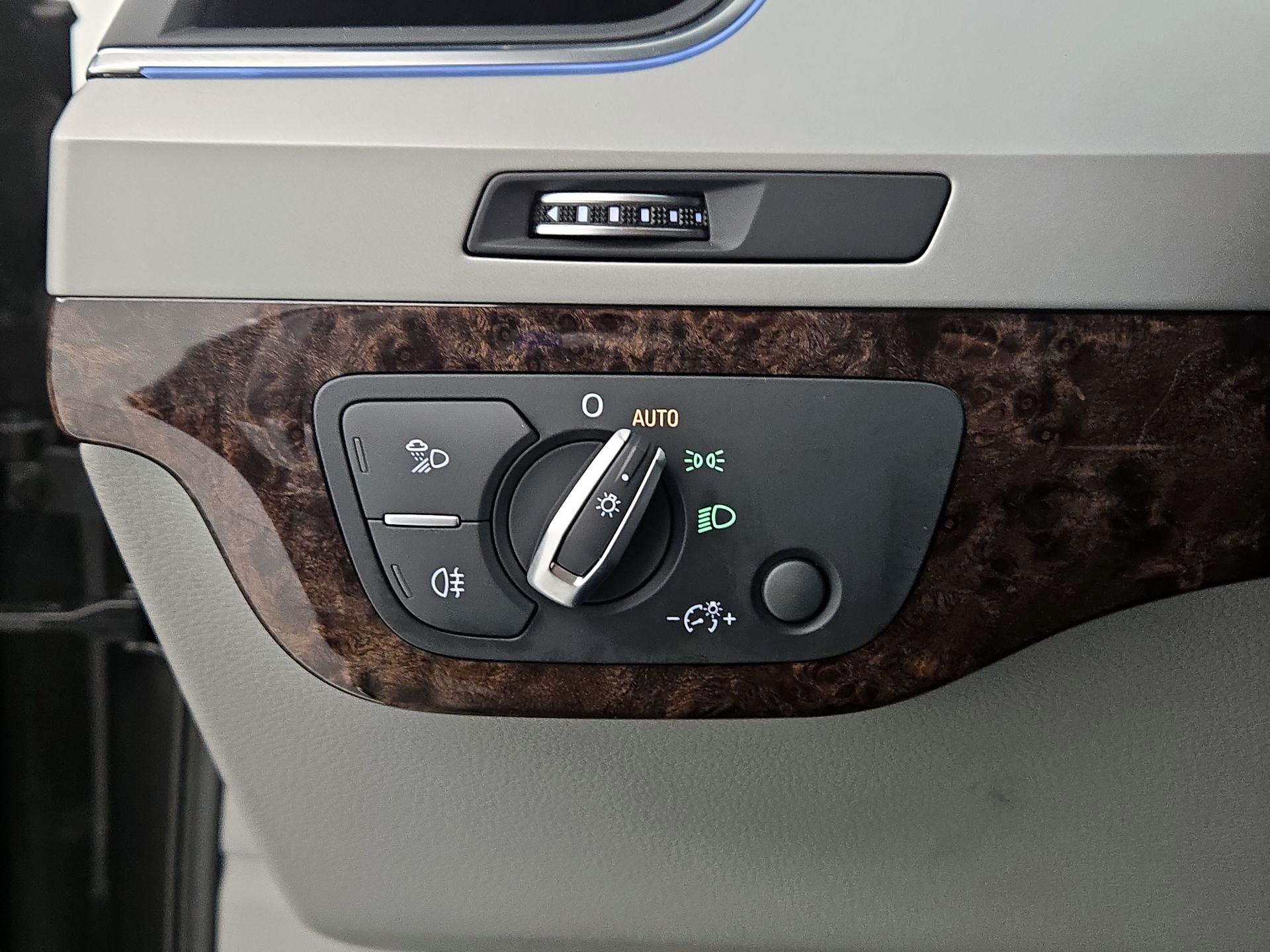 Thumbnail: 2019 Audi Q7 - 13