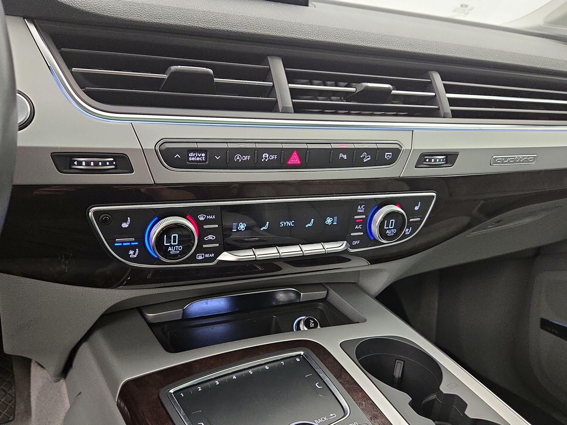 Thumbnail: 2019 Audi Q7 - 17