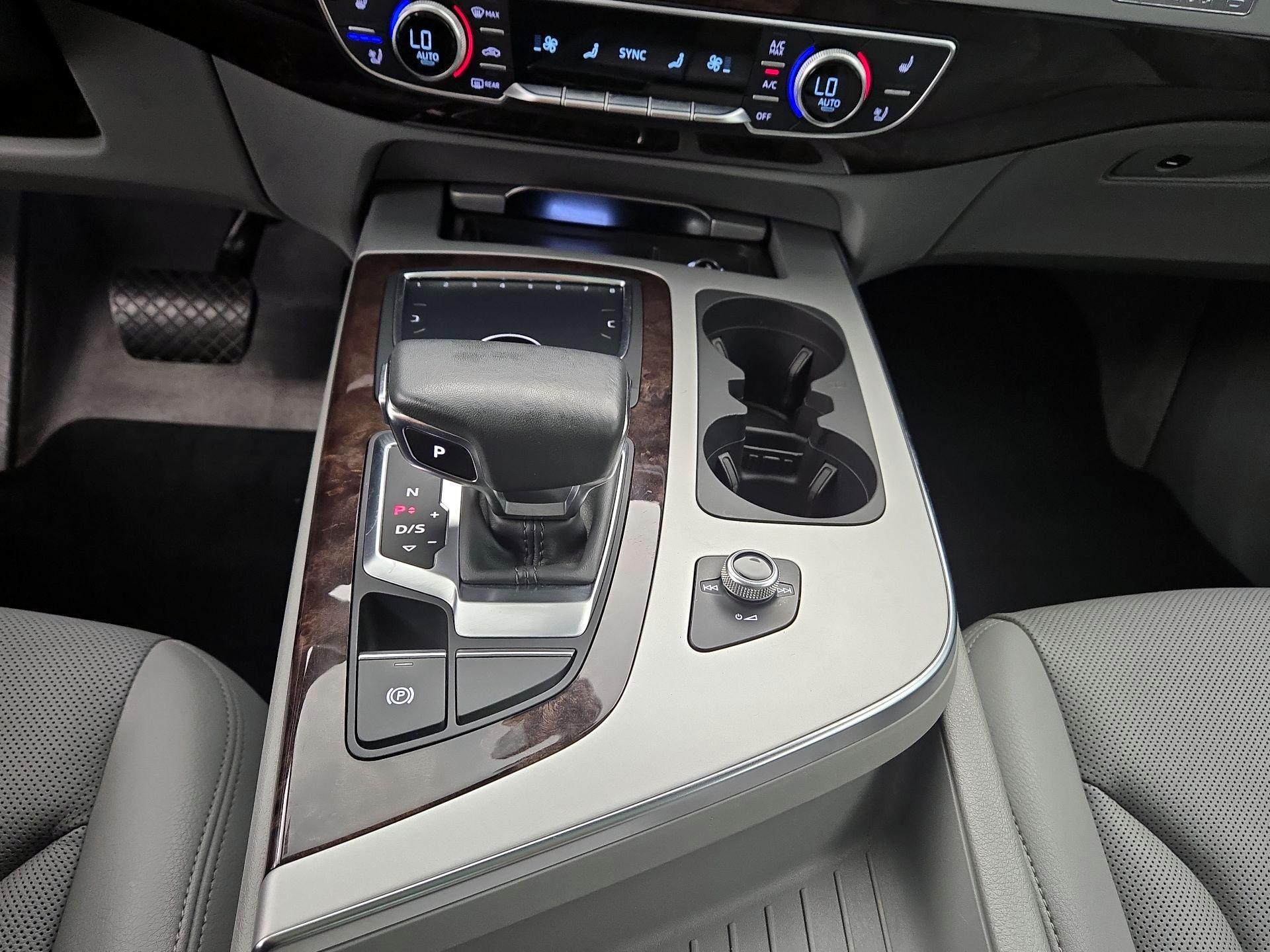 Thumbnail: 2019 Audi Q7 - 18