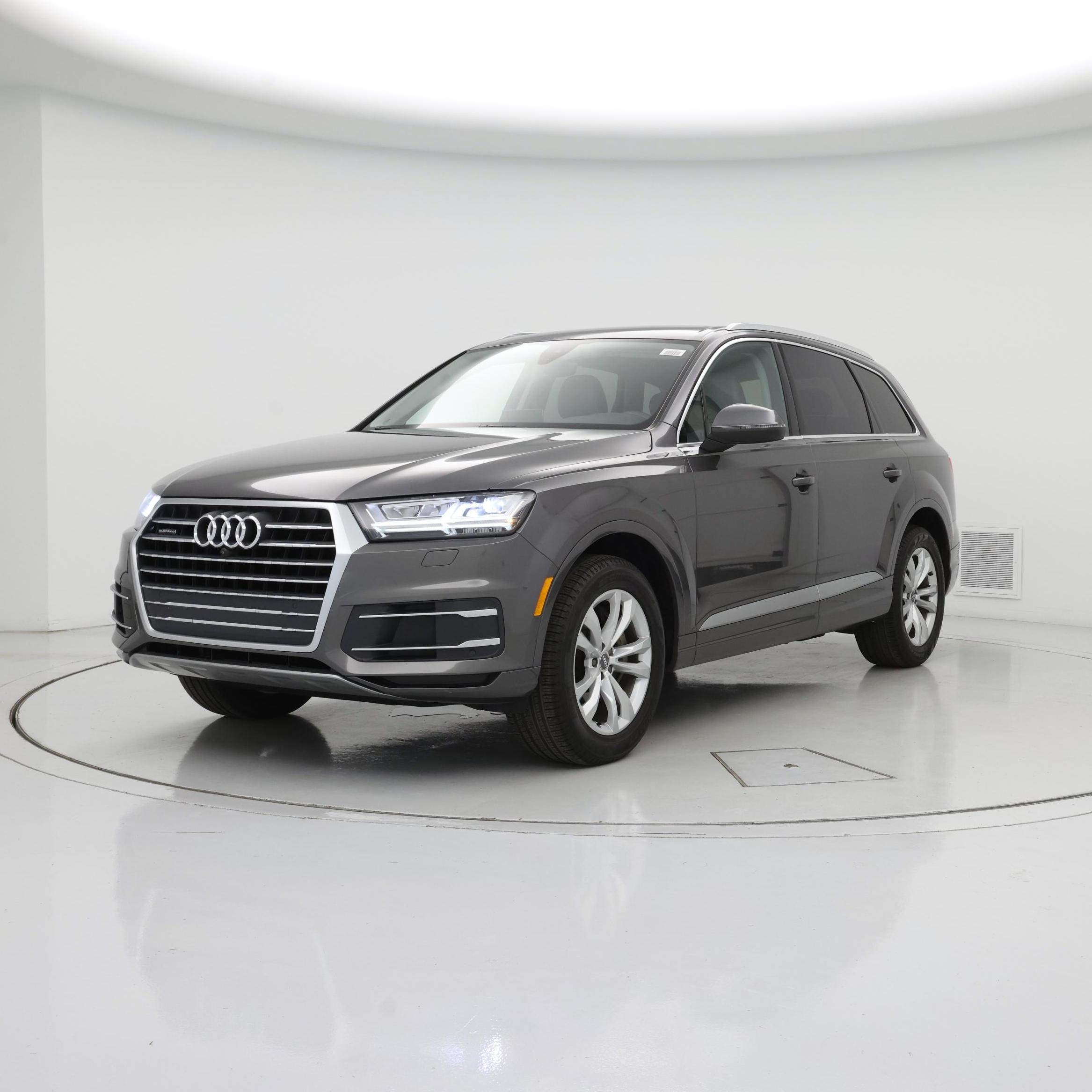 Thumbnail: 2019 Audi Q7 - 4