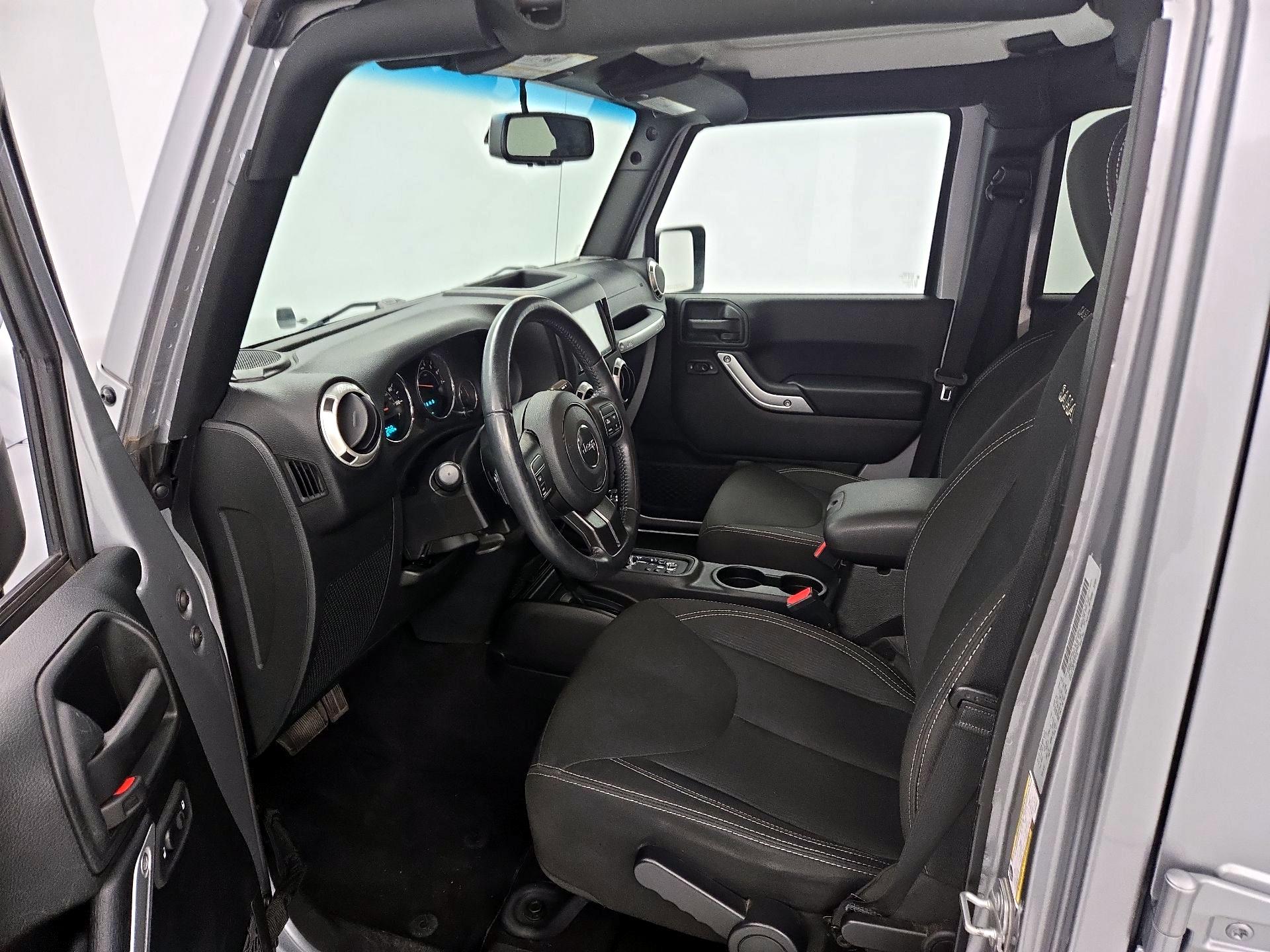 Thumbnail: 2018 Jeep Wrangler - 11