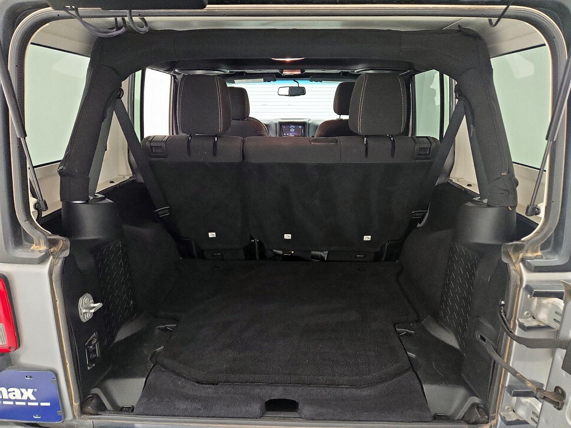 Thumbnail: 2018 Jeep Wrangler - 18