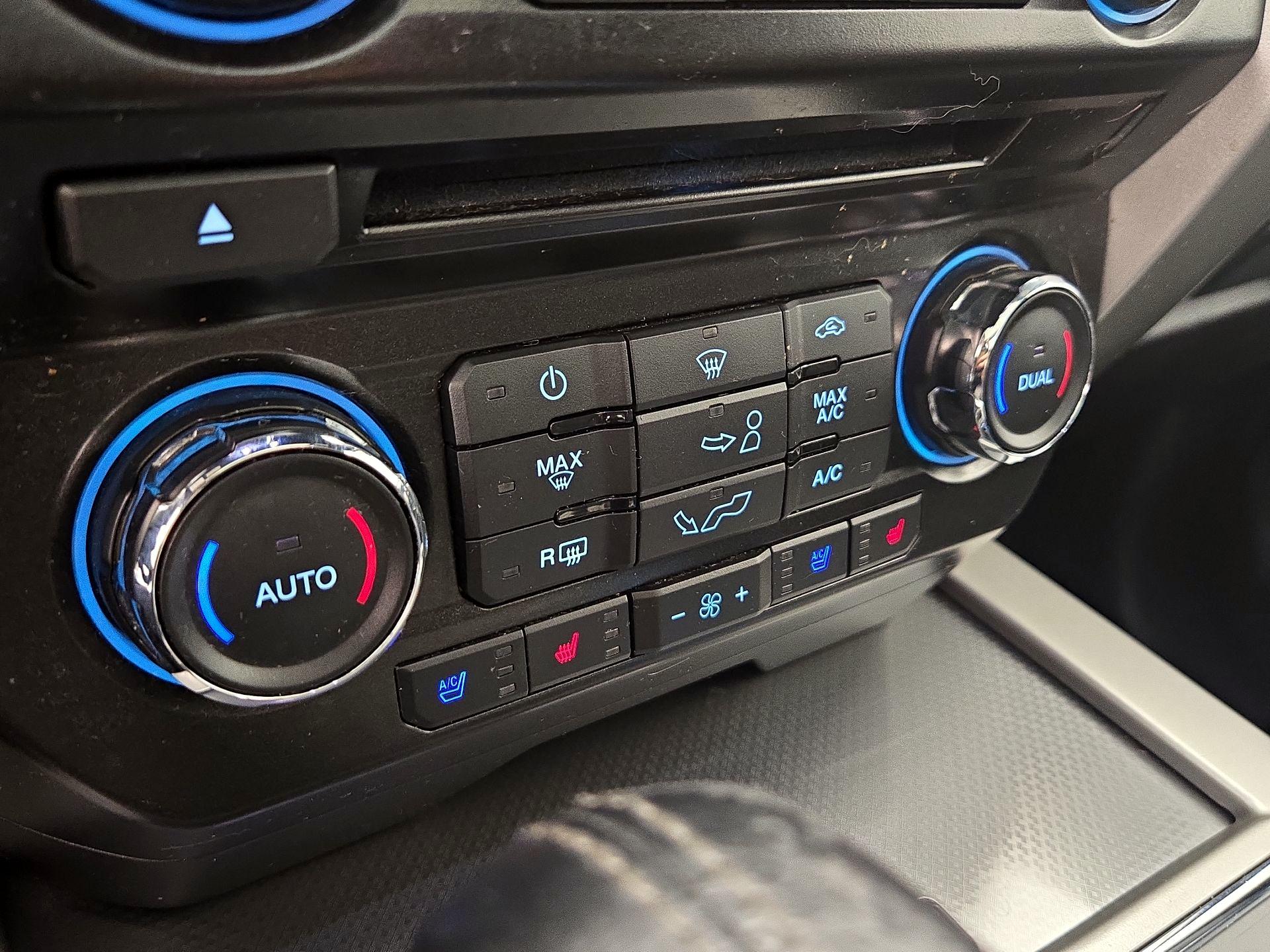 Thumbnail: 2015 Ford F-150 - 16